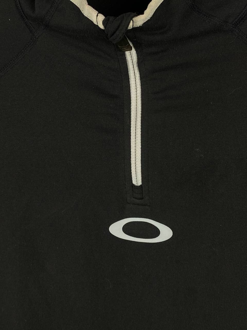 Oakley Oakley Software Center Logo Long Sleeve T Shirt Crewneck Size US XL / EU 56 / 4 - 5 Thumbnail