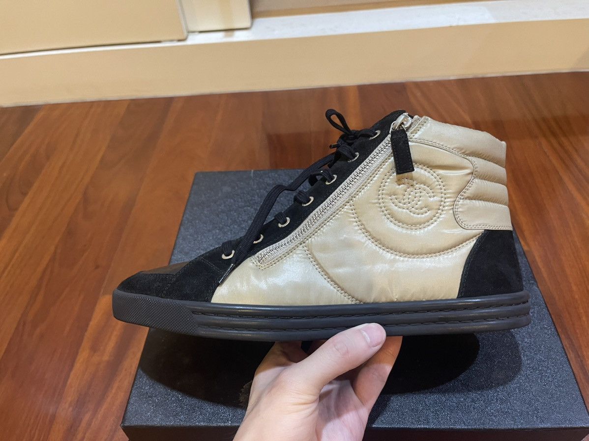 Chanel × Karl Lagerfeld Chanel Beige Black Sneakers Size US 9 / EU 42 - 12 Thumbnail