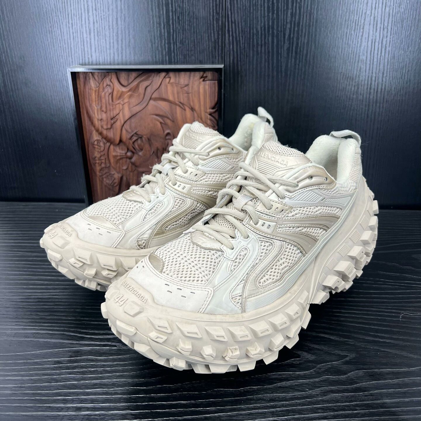 Balenciaga Balenciaga Brown Lowtop Sneakers 44 Men Size US 10.5 / EU 43-44 - 1 Thumbnail