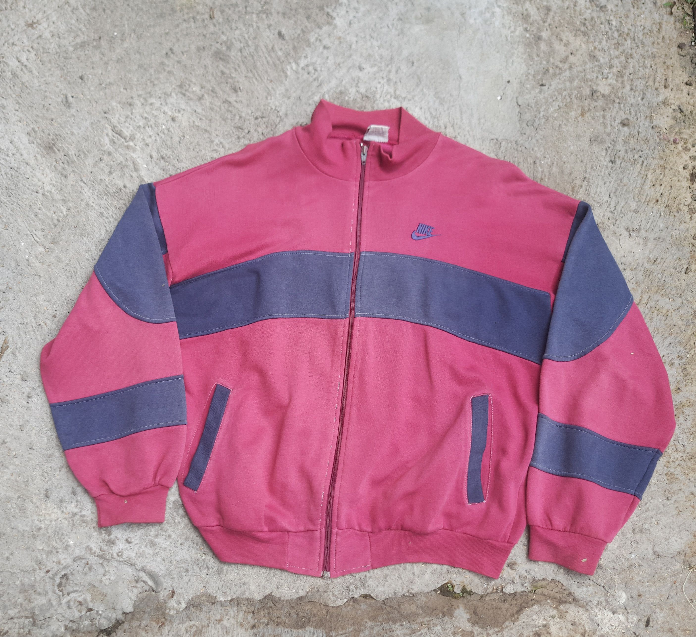 Nike Vintage Nike International Zipp Sweatshirts Hoodie Size US M / EU 48-50 / 2 - 1 Thumbnail