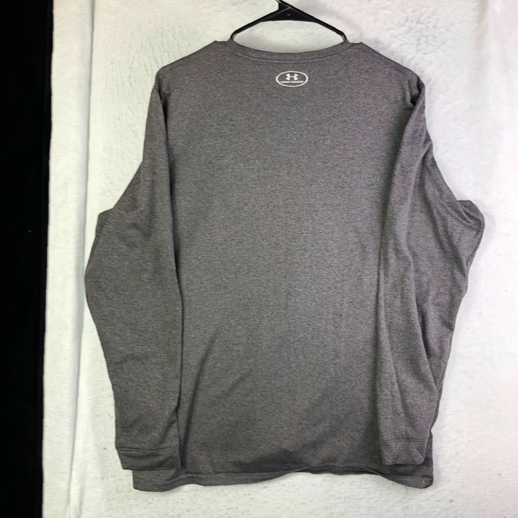 Under Armour Under Armour Men Gray Long Sleeve Crew Neck T Shirt Size L Remodeling Regular Logo Batman - Vintage No Size US L / EU 52-54 / 3 - 7 Thumbnail