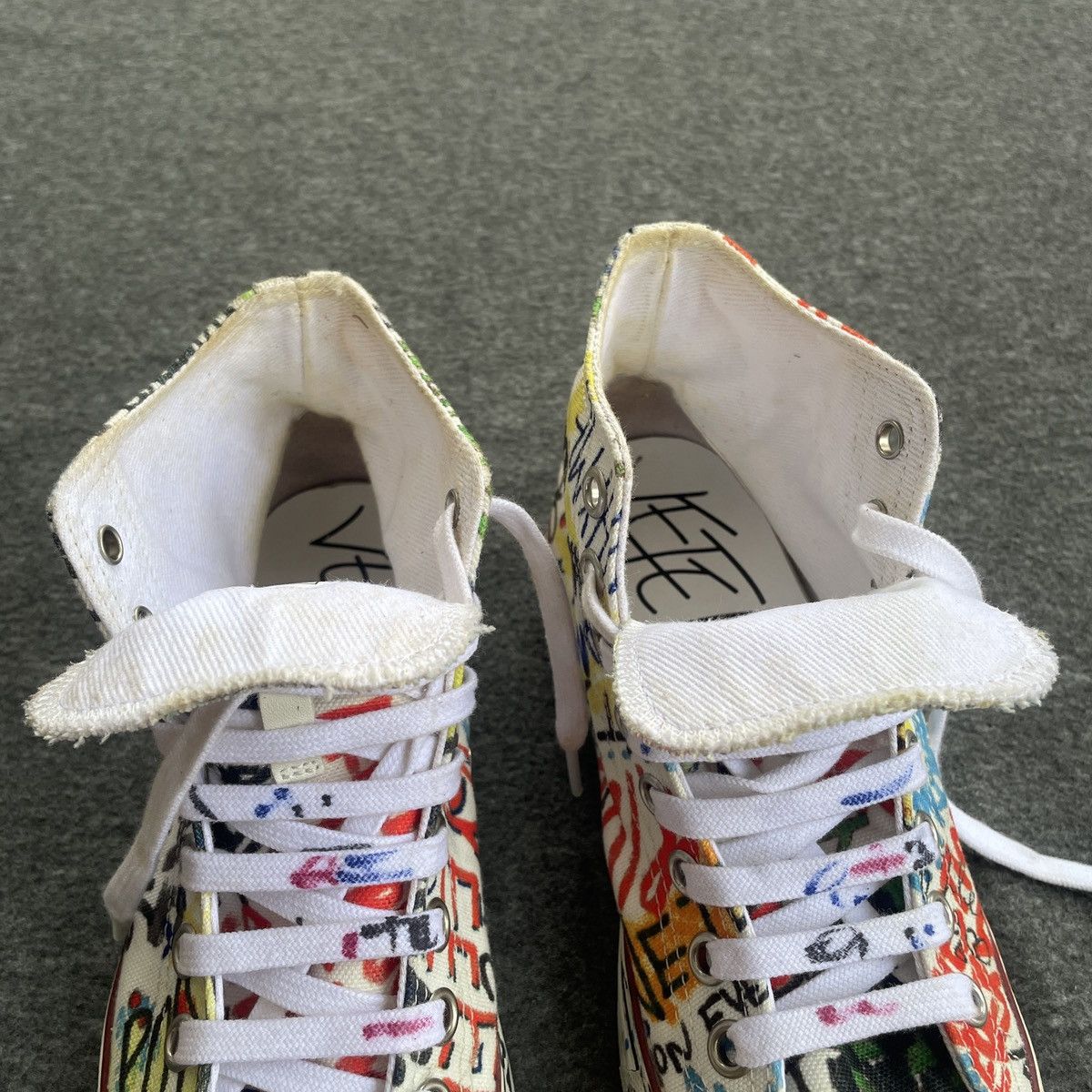 Vetements vetements multicolour canvas graffiti high top sneakers Size US 7 / IT 37 - 10 Thumbnail