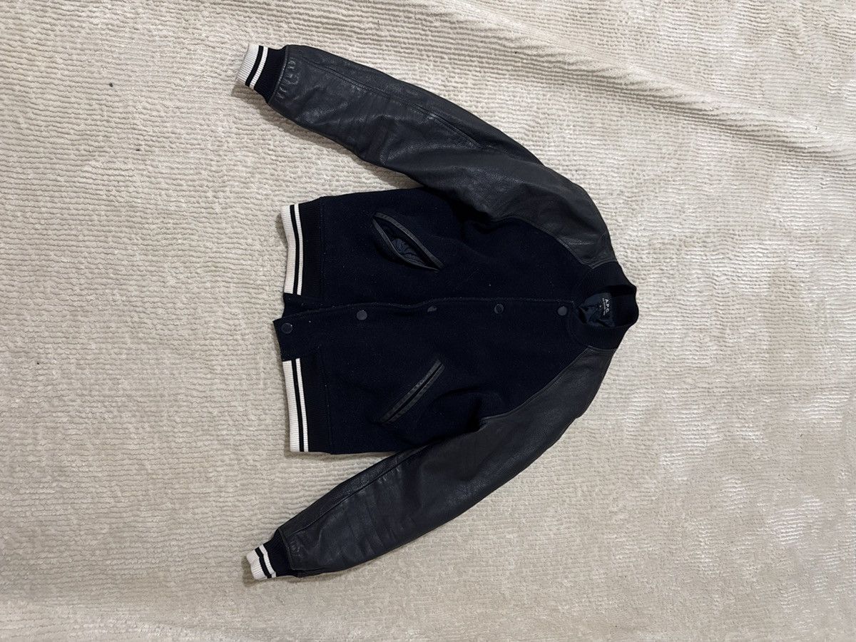 A.P.C. A.P.C black leather bomber Size US M / EU 48-50 / 2 - 1 Thumbnail