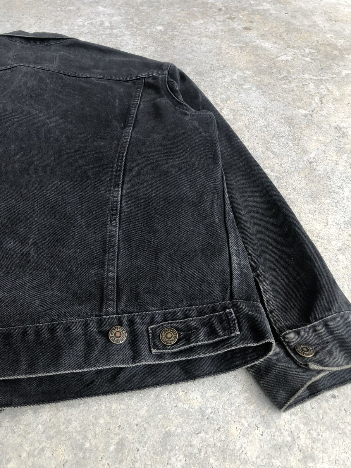 Levi's Vintage Levi’s Denim Jacket Distressed Size US L / EU 52-54 / 3 - 16 Thumbnail
