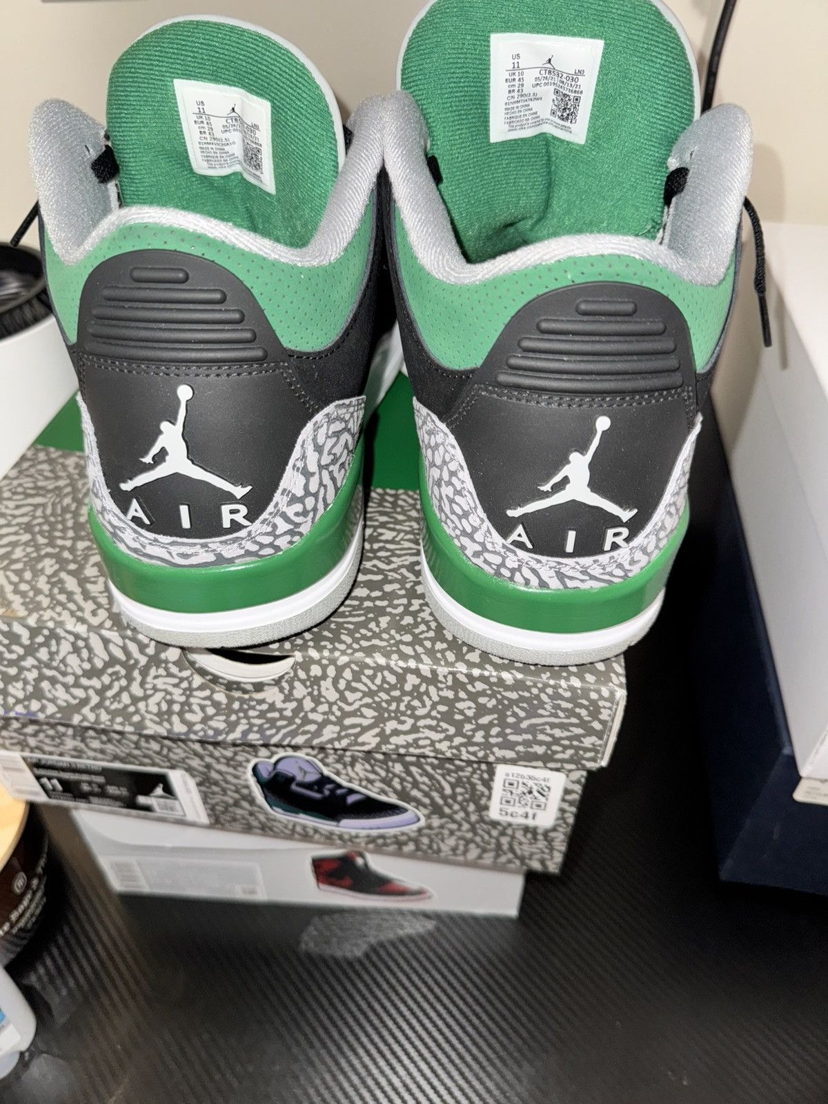Jordan Brand × Nike Pine green 3s Size US 11 / EU 44 - 4 Thumbnail