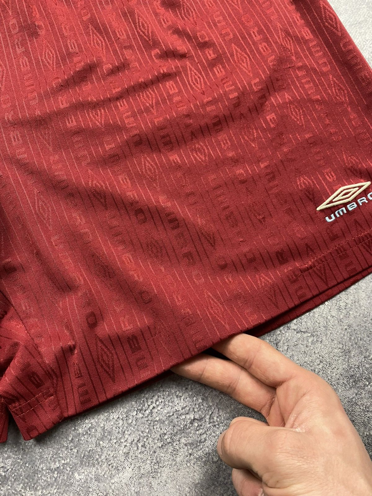 Umbro Vintage Umbro Monogram Soccer Red Shorts Rare Logo 90s Size US 38 / EU 54 - 5 Thumbnail