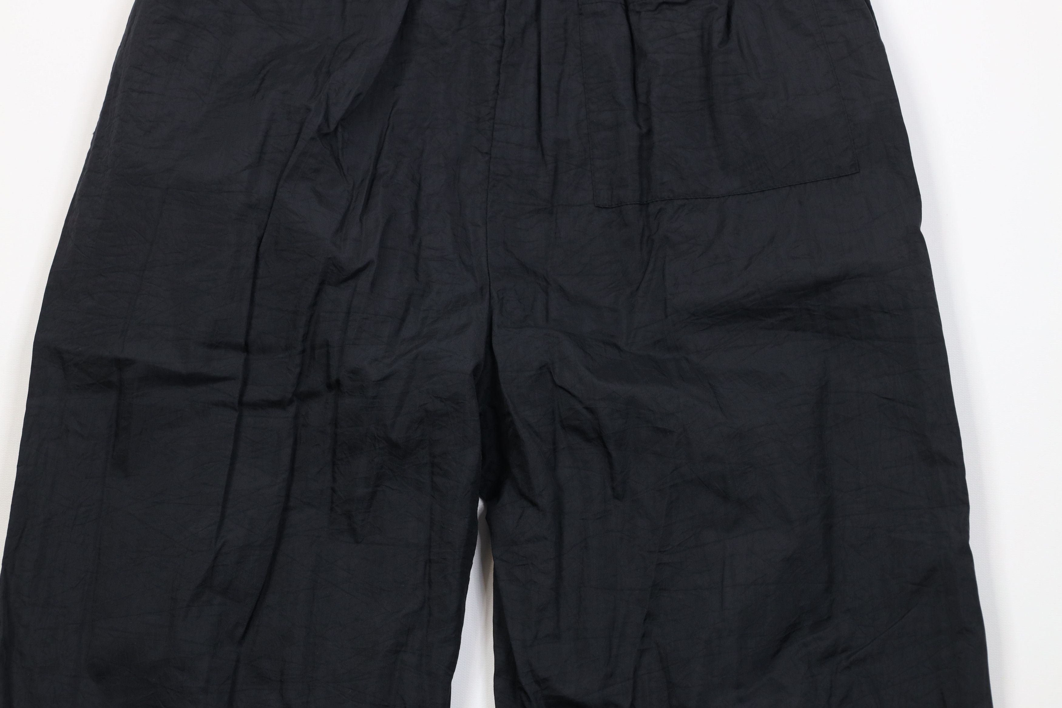 Vintage Vintage 90s Streetwear Lined Windbreaker Joggers Pants Black Size US 34 / EU 50 - 11 Thumbnail