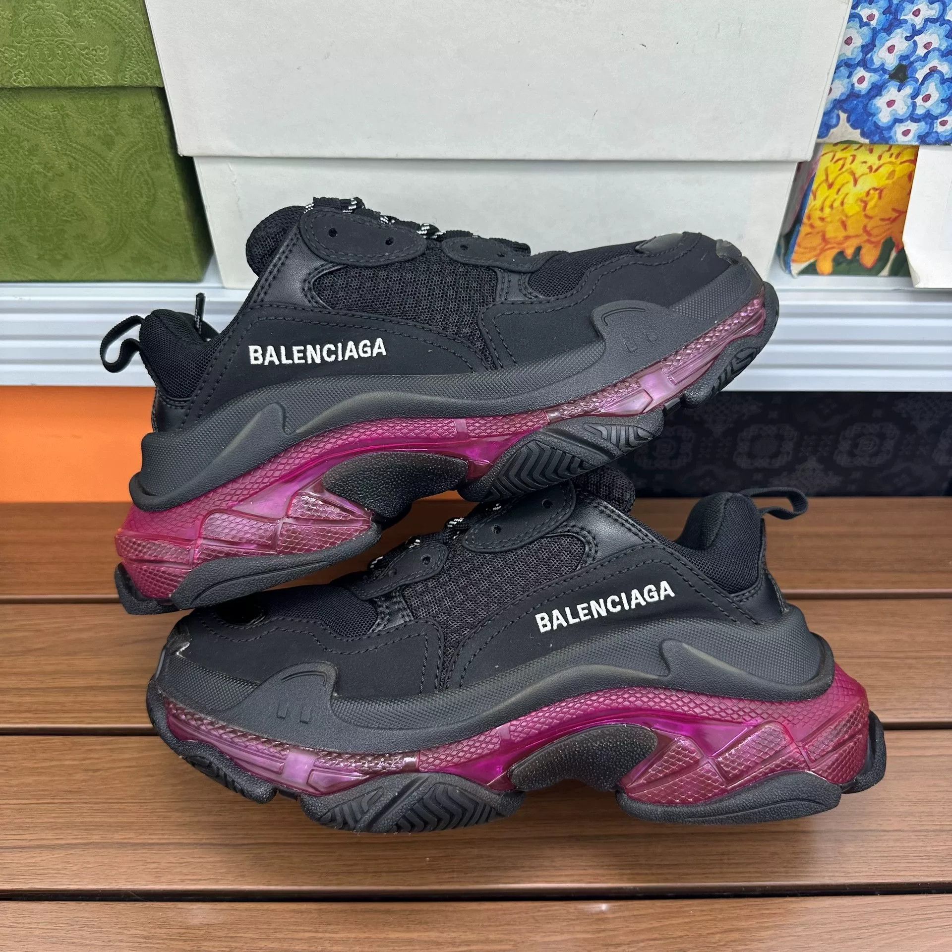 Balenciaga Balenciaga Purple Lowtop Sneakers it_36 Women Size US 6 / IT 36 - 1 Thumbnail