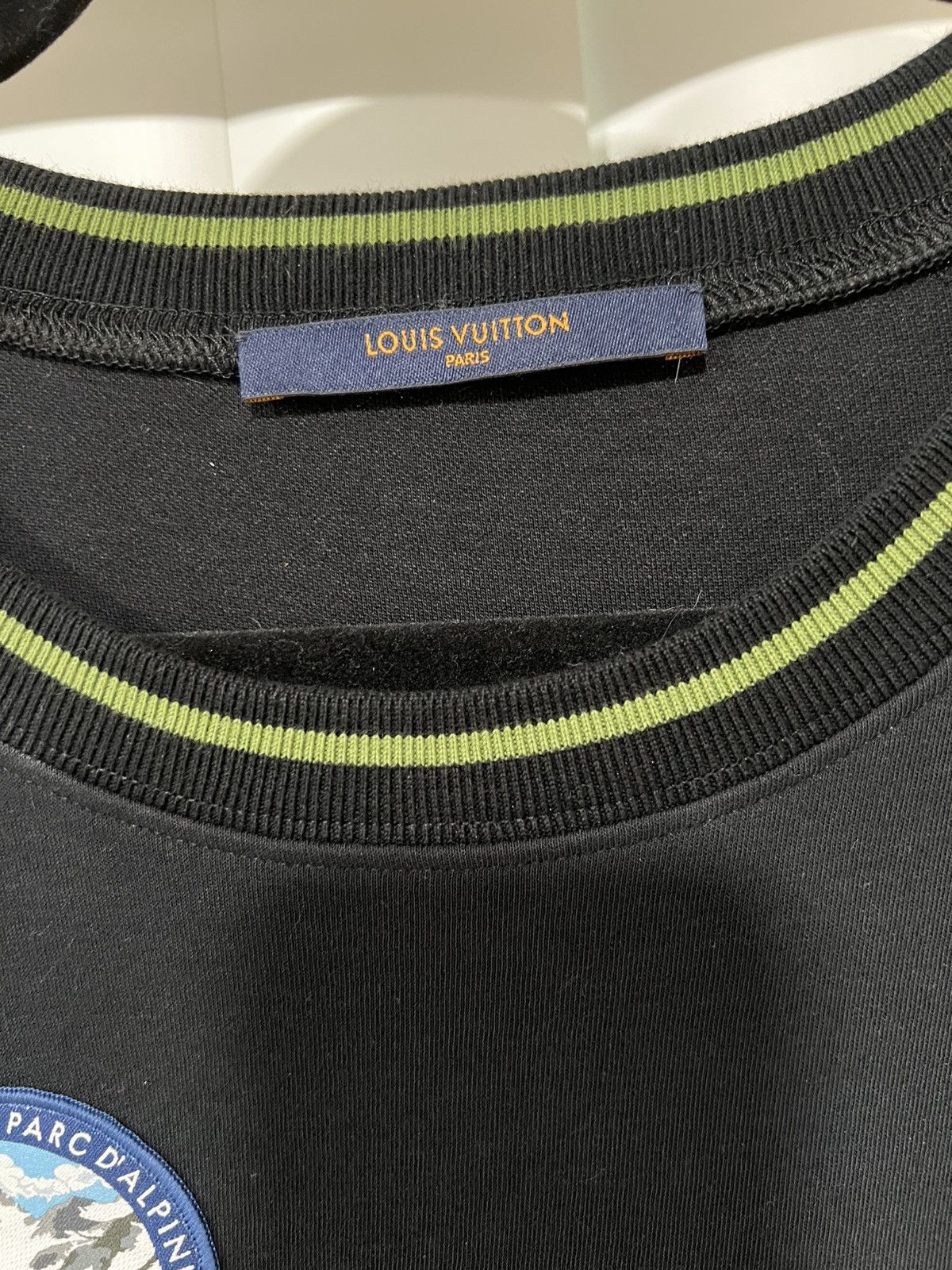 Louis Vuitton Louis Vuitton Soccer Jersey Size US L / EU 52-54 / 3 - 3 Thumbnail