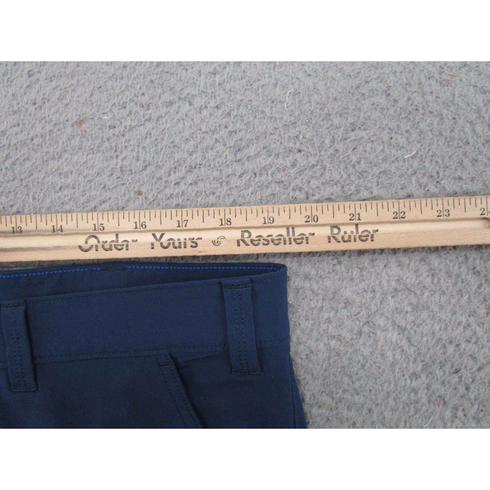 Eddie Bauer Eddie Bauer Cargo Shorts Mens Size 38 Blue Stretch Outdoors Front Flat Pocket Canvas Regular Inseam 6 in Summer Spring Fall Vintage: No Size US 38 / EU 54 - 4 Thumbnail
