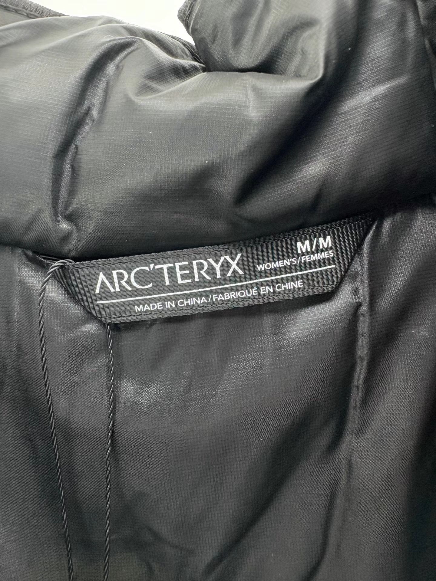 Arc'teryx ARCTERYX ANDRA LT IS COAT Mid-length Down Jacket Size US M / EU 48-50 / 2 - 3 Thumbnail