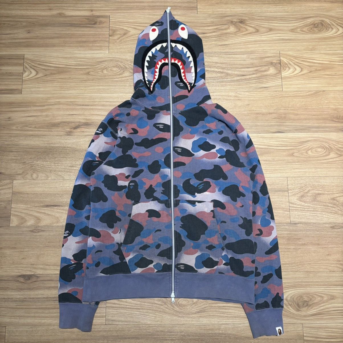 Bape Bape Grid Camo Shark Full-Zip Size US L / EU 52-54 / 3 - 1 Thumbnail