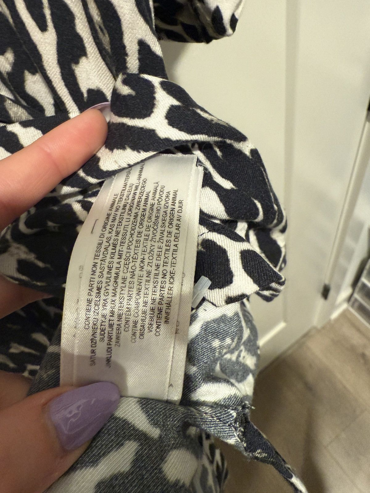 Burberry Burberry Animal Print Button Up Size US L / EU 52-54 / 3 - 8 Thumbnail