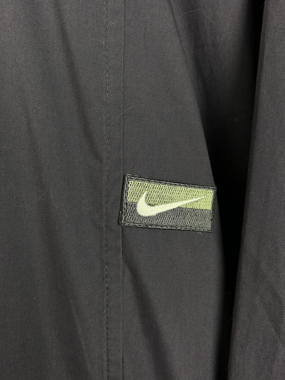 Nike 90s Vintage Nike Lightweight Windbreaker Jacket Size US L / EU 52-54 / 3 - 3 Thumbnail