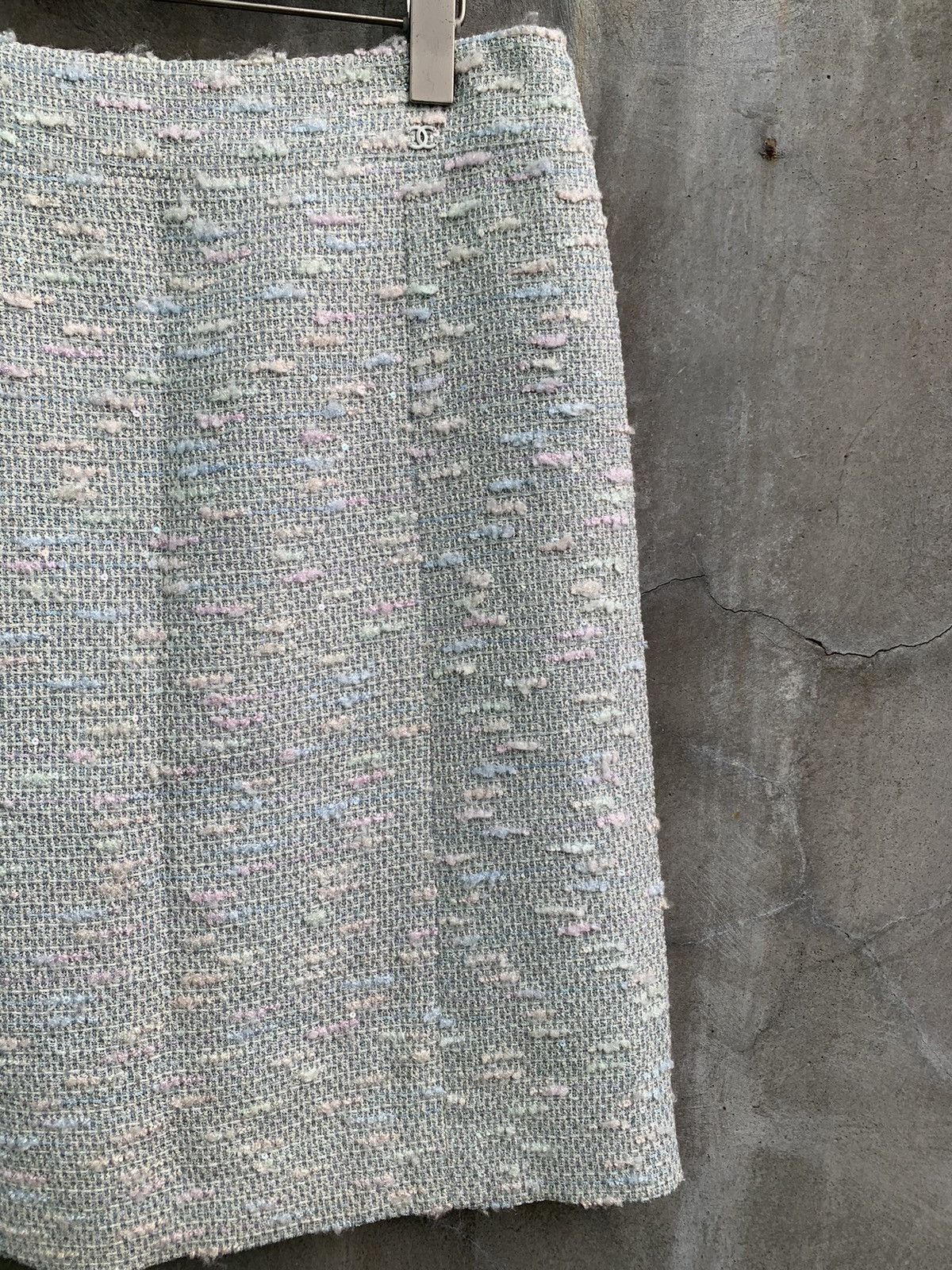 Chanel Baby Blue Sequin Tweed Skirt Size 28" / US 6 / IT 42 - 3 Thumbnail