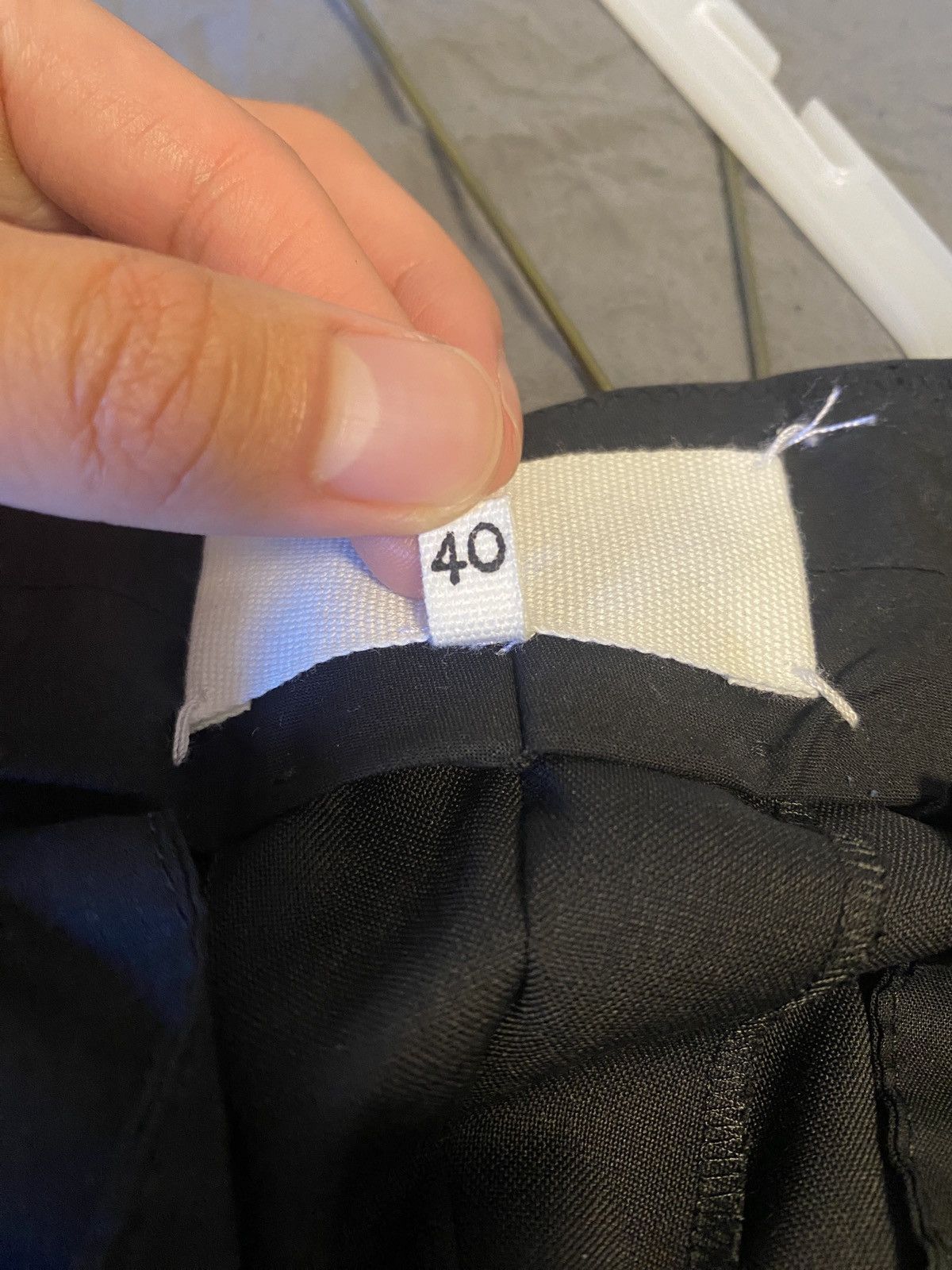 Maison Margiela Maison Margiela Blank Label Black Capris / Cropped Trousers Size 27" / US 4 / IT 40 - 4 Thumbnail