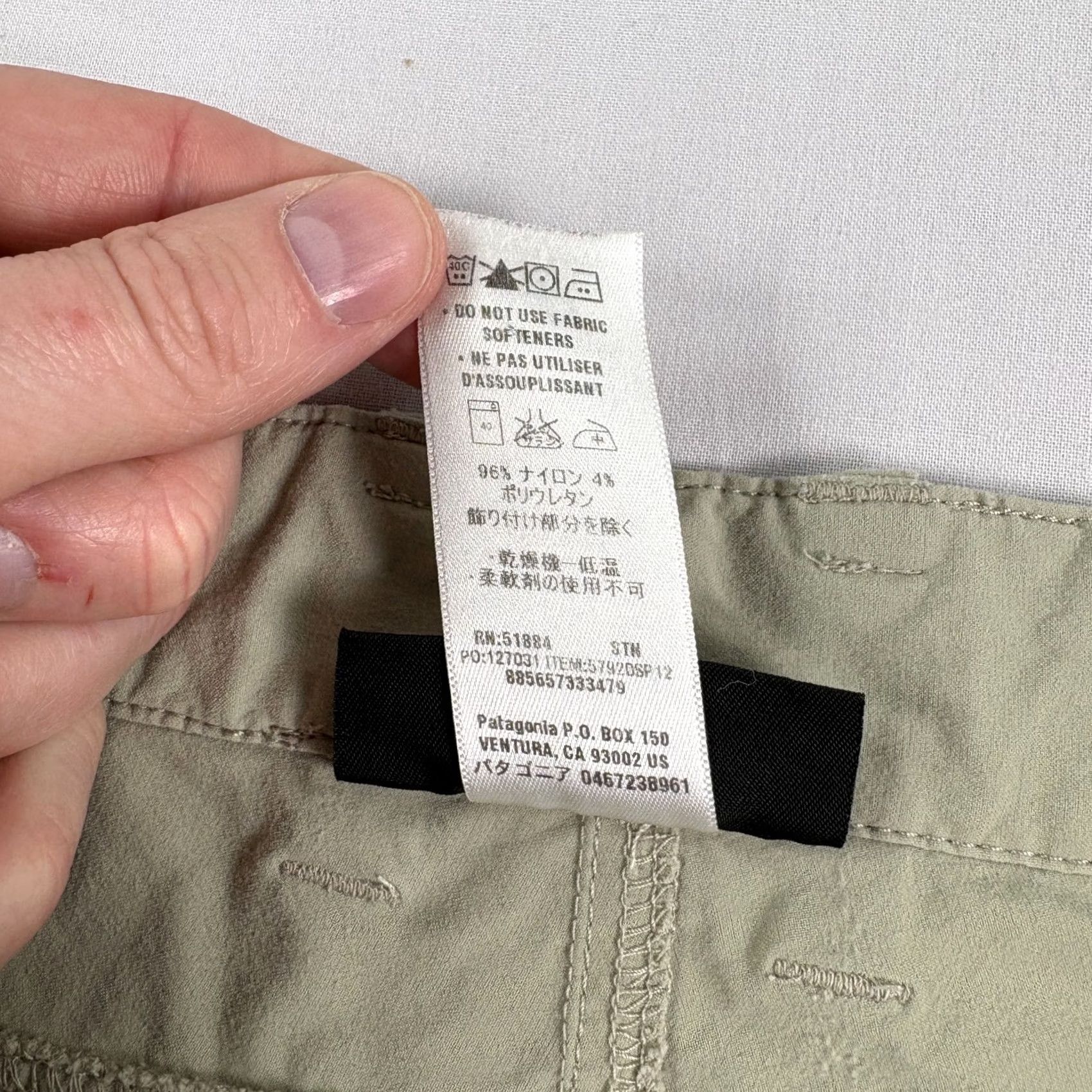 Patagonia VINTAGE Patagonia Shorts Mens 35 Beige Rock Craft Cargo Outdoor Hiking Trail Stretch Size US 35 - 5 Thumbnail