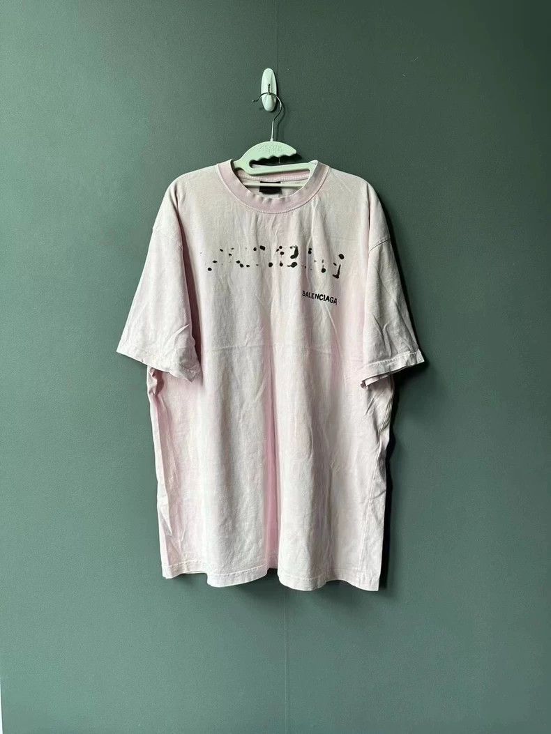 Balenciaga Balenciaga Pink Graffiti Short Sleeve T-Shirt - dmc Size US M / EU 48-50 / 2 - 1 Thumbnail