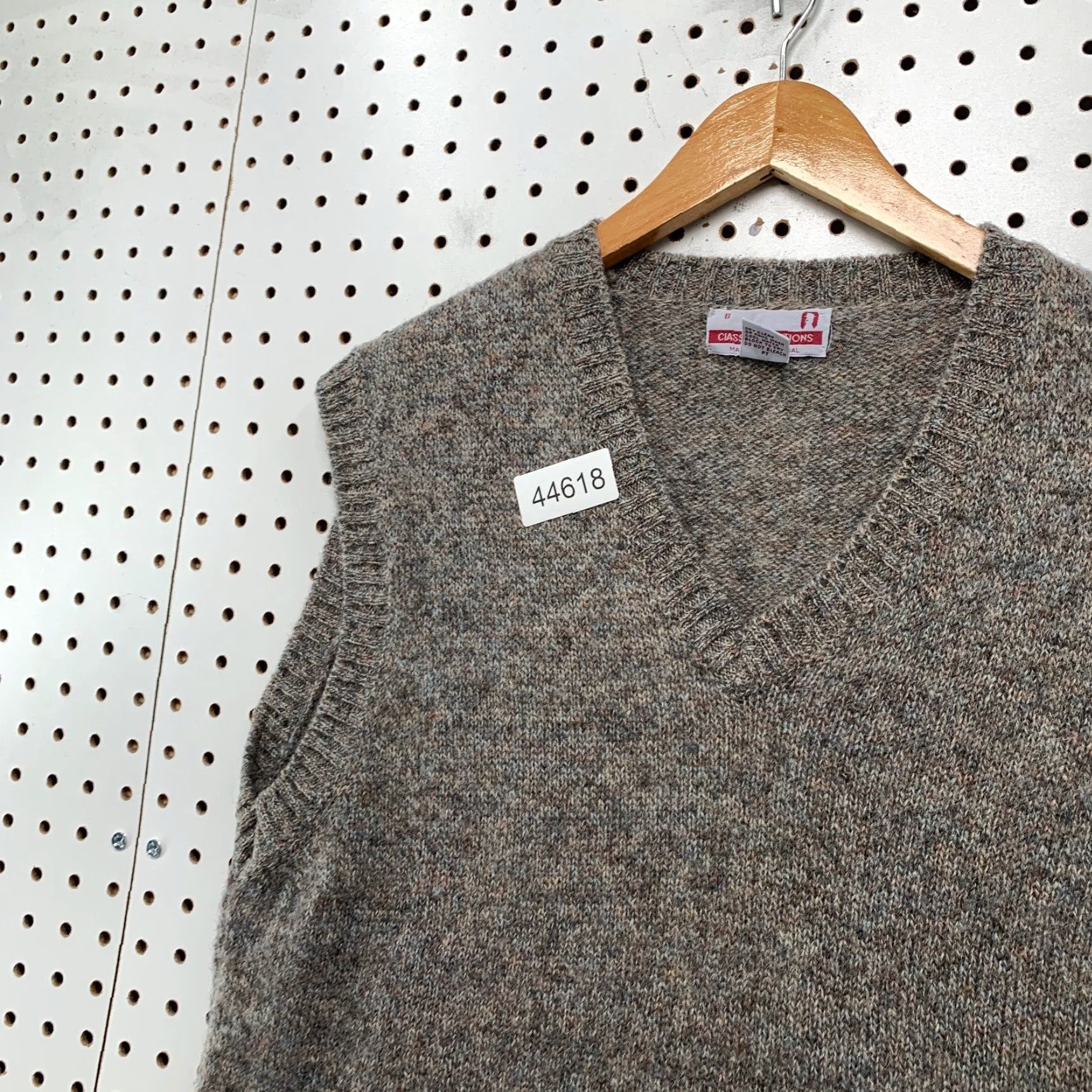 Vintage VINTAGE Classic Directions Sweater Vest Mens M Brown 100% Shetland Knit V-Neck Sleeveless Cardigan Size US M / EU 48-50 / 2 - 5 Thumbnail