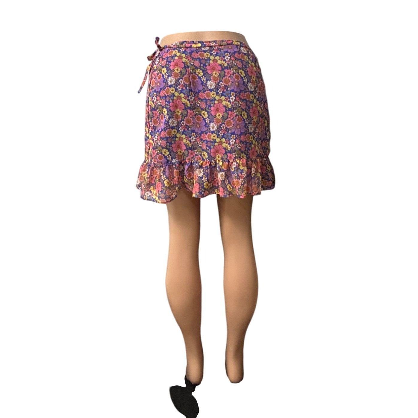 Topshop Topshop Floral Wrap Mini Skirt With Ruffle Hem, Purple/Multi Size 28" / US 6 / IT 42 - 4 Thumbnail