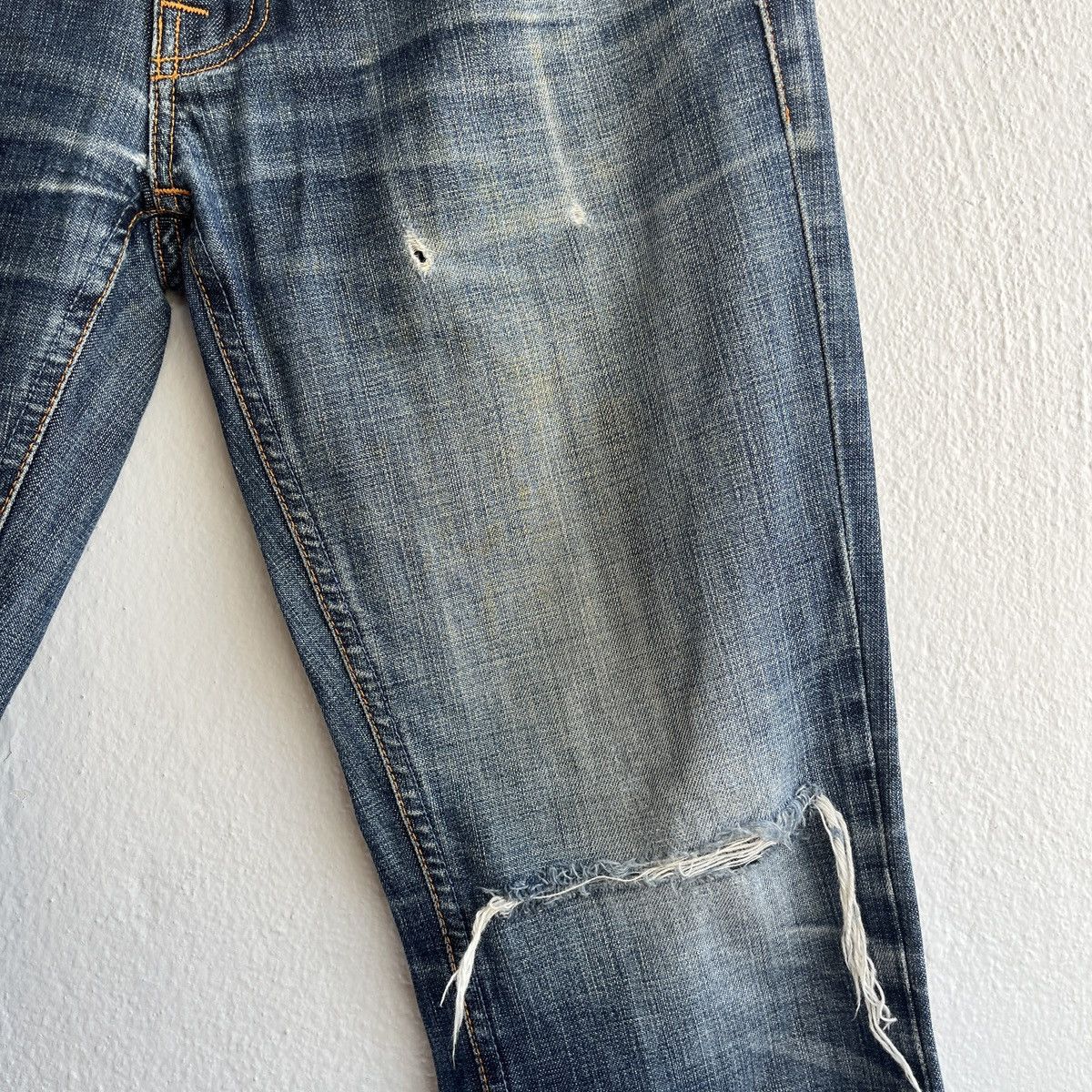 Nudie Jeans DISTRESSED NUDIE JEANS BOOTCUT OLA RIPPED KNEE JAPAN Size US 30 / EU 46 - 7 Thumbnail