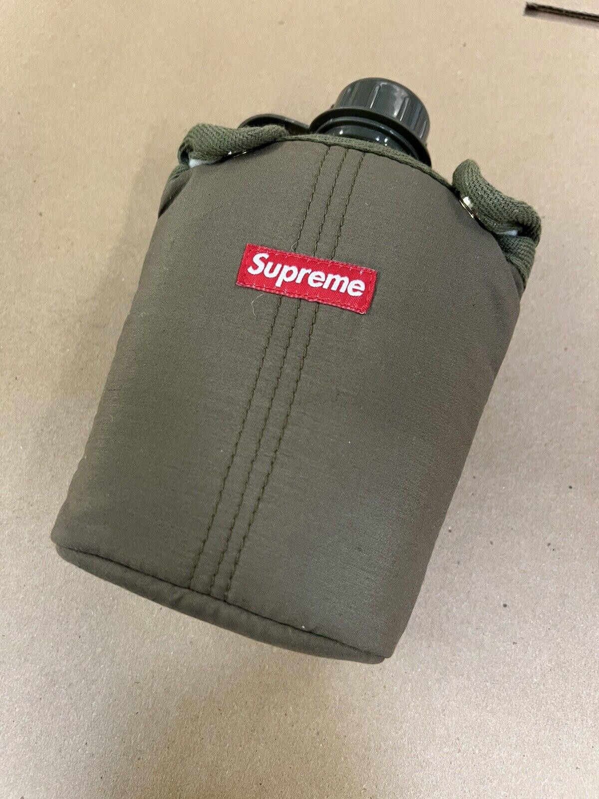 Supreme FW12 Supreme Basic Water Canteen Army Green Size ONE SIZE - 2 Thumbnail