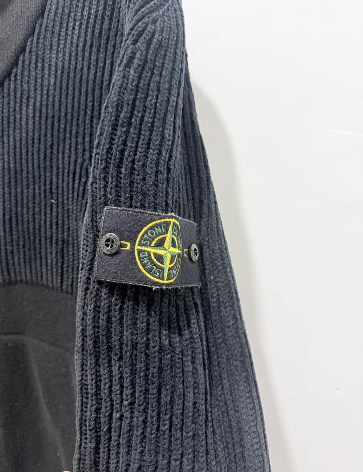 Stone Island 【STONE ISLAND】21Aw Black Contrast High-Neck Sweatshirt Size US L / EU 52-54 / 3 - 2 Thumbnail
