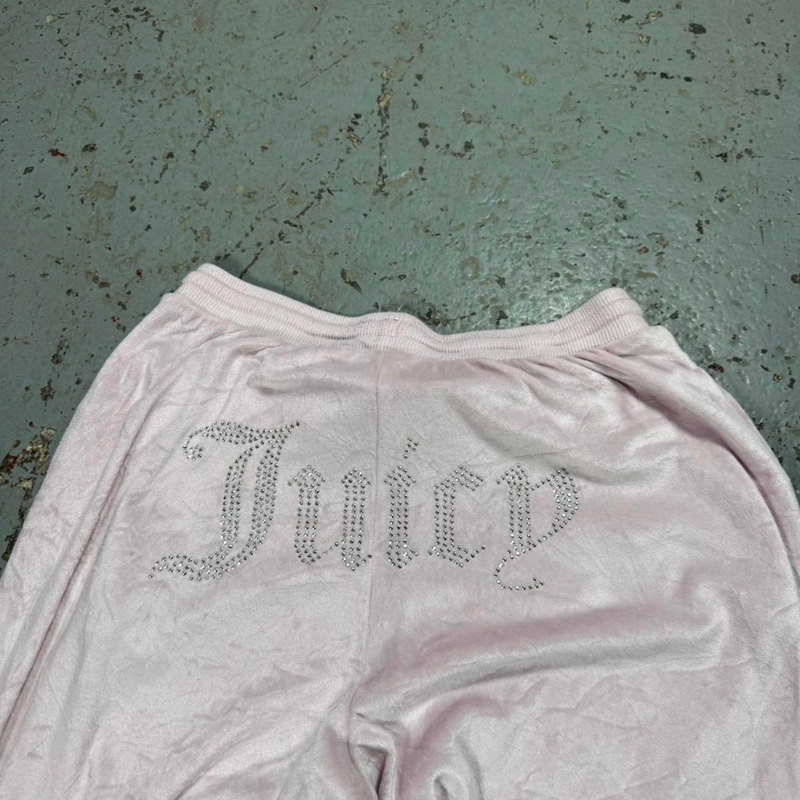 Juicy Couture Juicy couture pink velour tracksuit Size 28" / US 6 / IT 42 - 2 Thumbnail