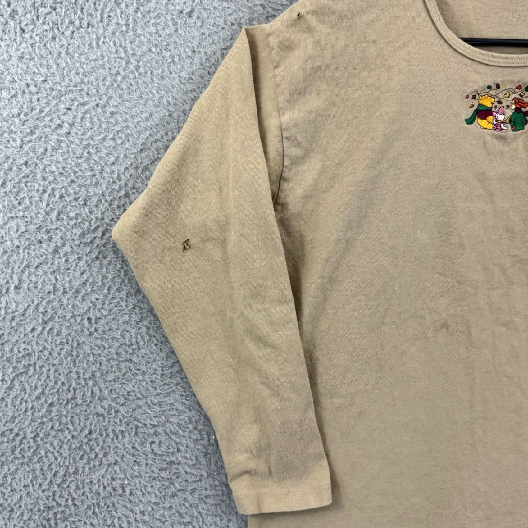 Disney VINTAGE Disney Winnie The Pooh Shirt Womens Large Brown Holiday Long Sleeve 90s Pattern Holiday Men/Women? Size L / US 10 / IT 46 - 4 Thumbnail