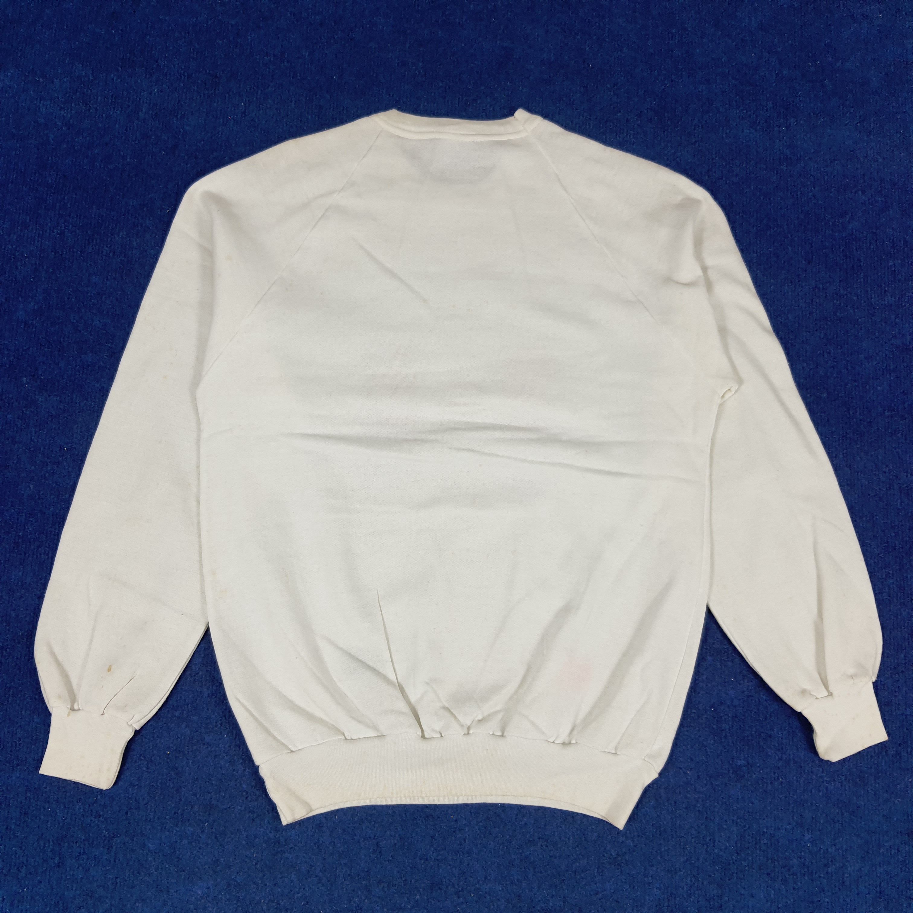 Vintage Vintage Montreal CANADA Flag Sweatshirts Size US S / EU 44-46 / 1 - 3 Thumbnail