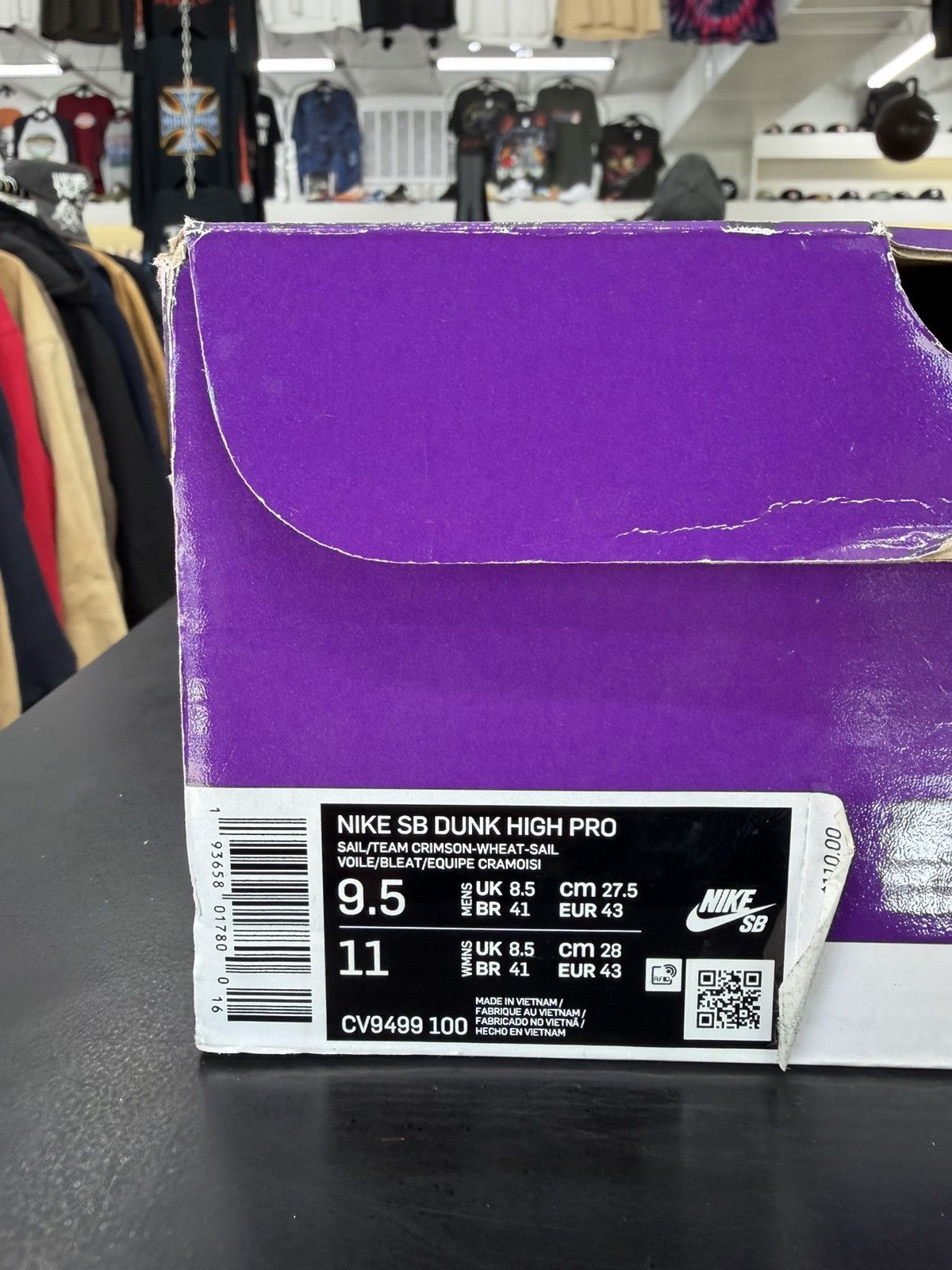 Nike Nike SB Dunk High Sail Bright Crimson Size 9.5 (2020) Size US 9.5 / EU 42-43 - 13 Thumbnail