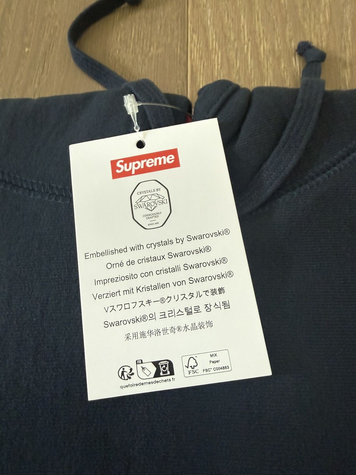 Supreme × Swarovski Supreme x Swarovski Motion Logo NAVY Hoodie FW25 L in Hand Size US L / EU 52-54 / 3 - 6 Thumbnail