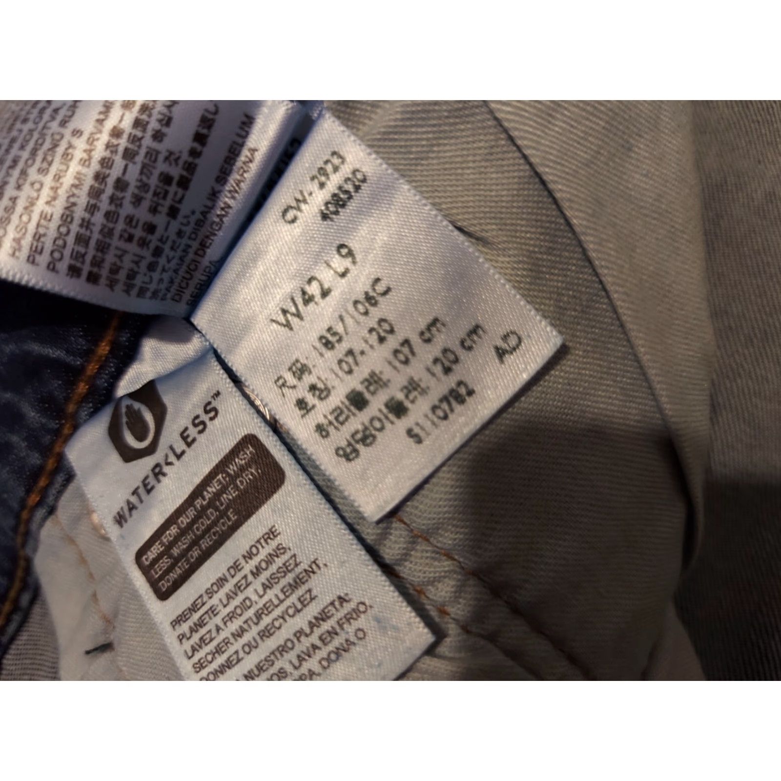 Levi's VINTAGE? (No) - Actually: Levi's Mens Shorts? Levi's 412 Denim Shorts 42 Slim Regular Stretch Blue Chino Denim Mens 42 Stretch Jeans Size US 42 / EU 58 - 5 Thumbnail