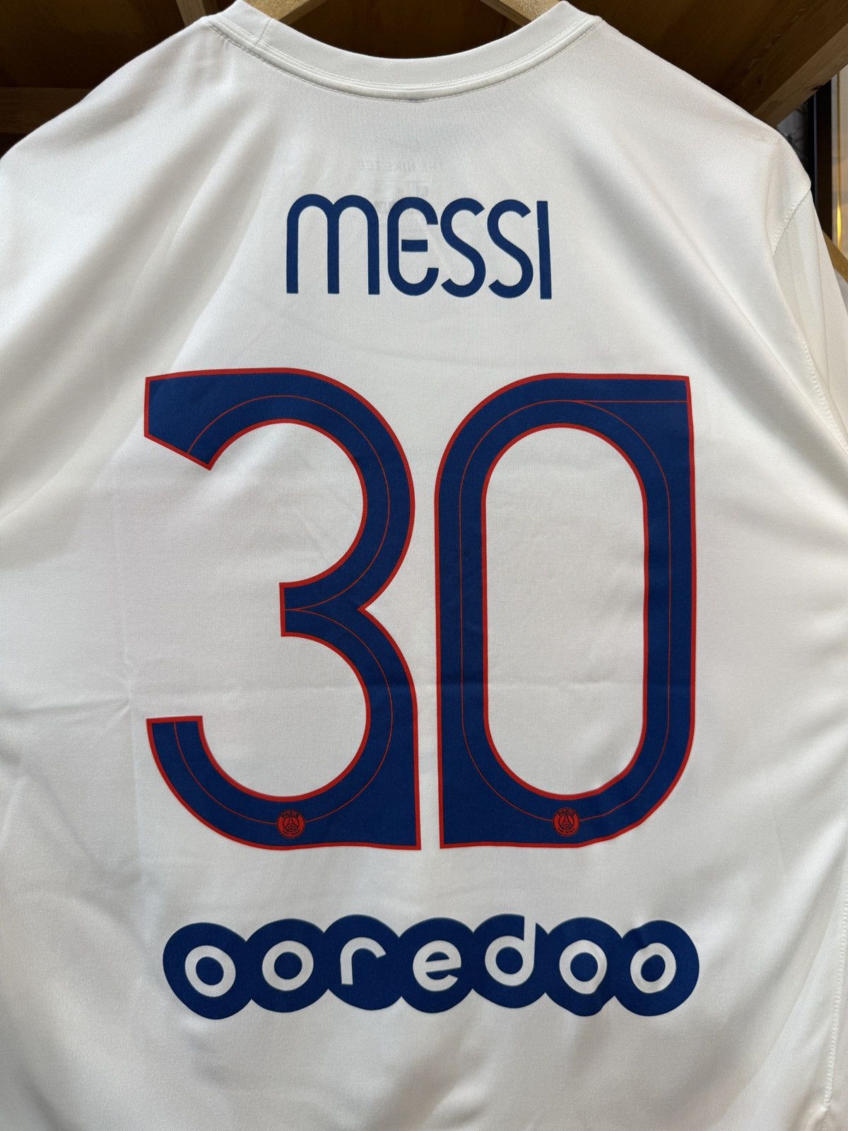 Nike PSG 2021-22 "Messi No.30" Nike T-shirt Size US XL / EU 56 / 4 - 4 Thumbnail