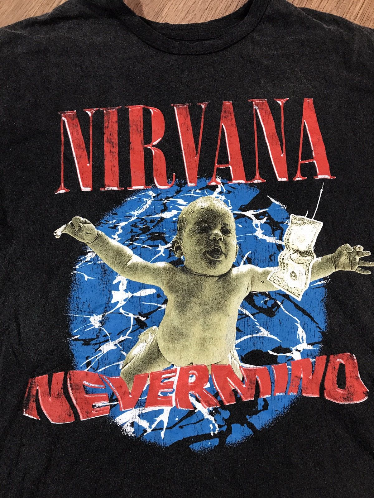 Band Tees Vintage Nirvana Nevermind Bootleg tee rare Size US M / EU 48-50 / 2 - 2 Thumbnail