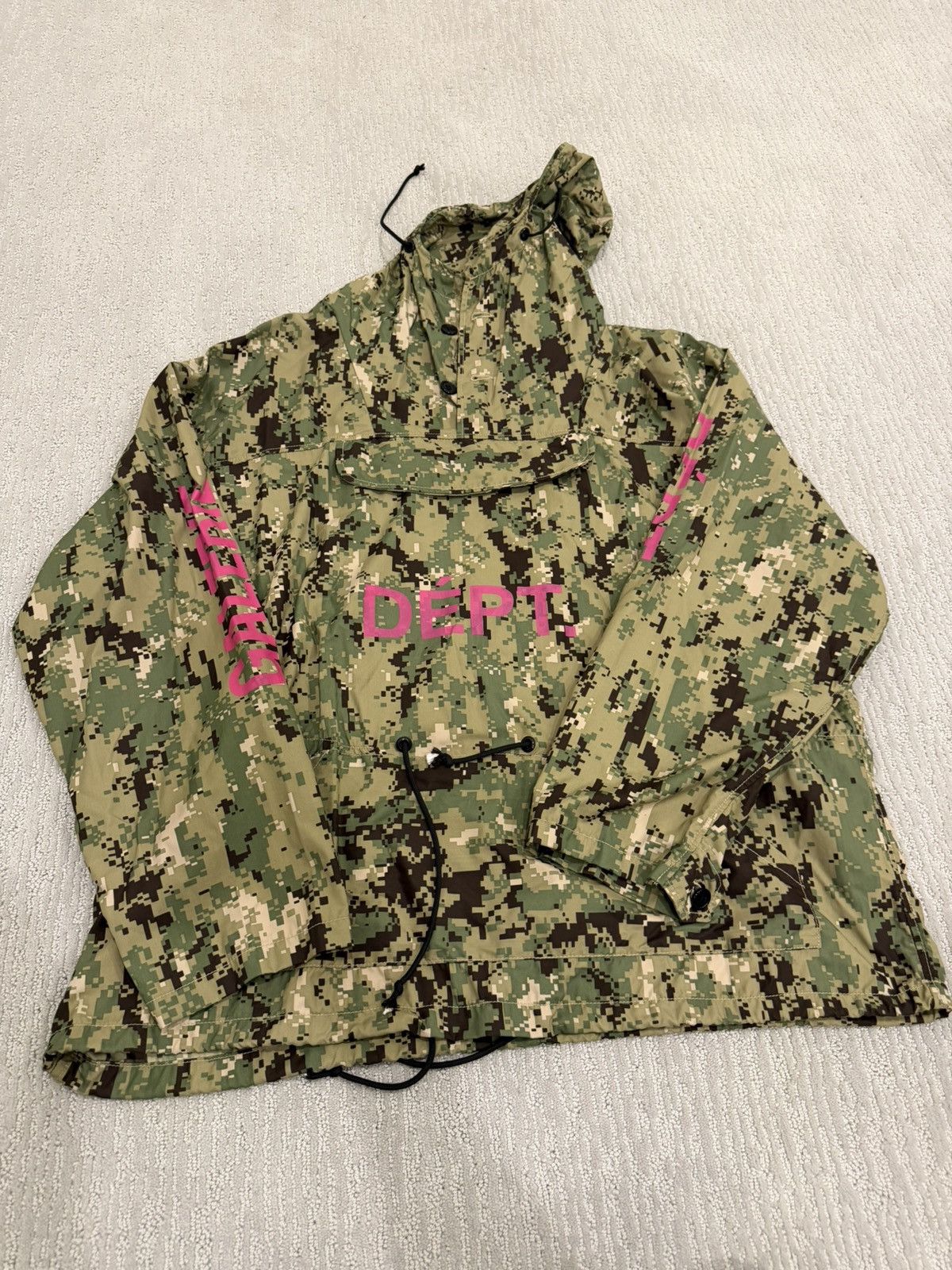 Gallery Dept. Gallery Dept. Digital Camo Anorak Size US L / EU 52-54 / 3 - 1 Thumbnail
