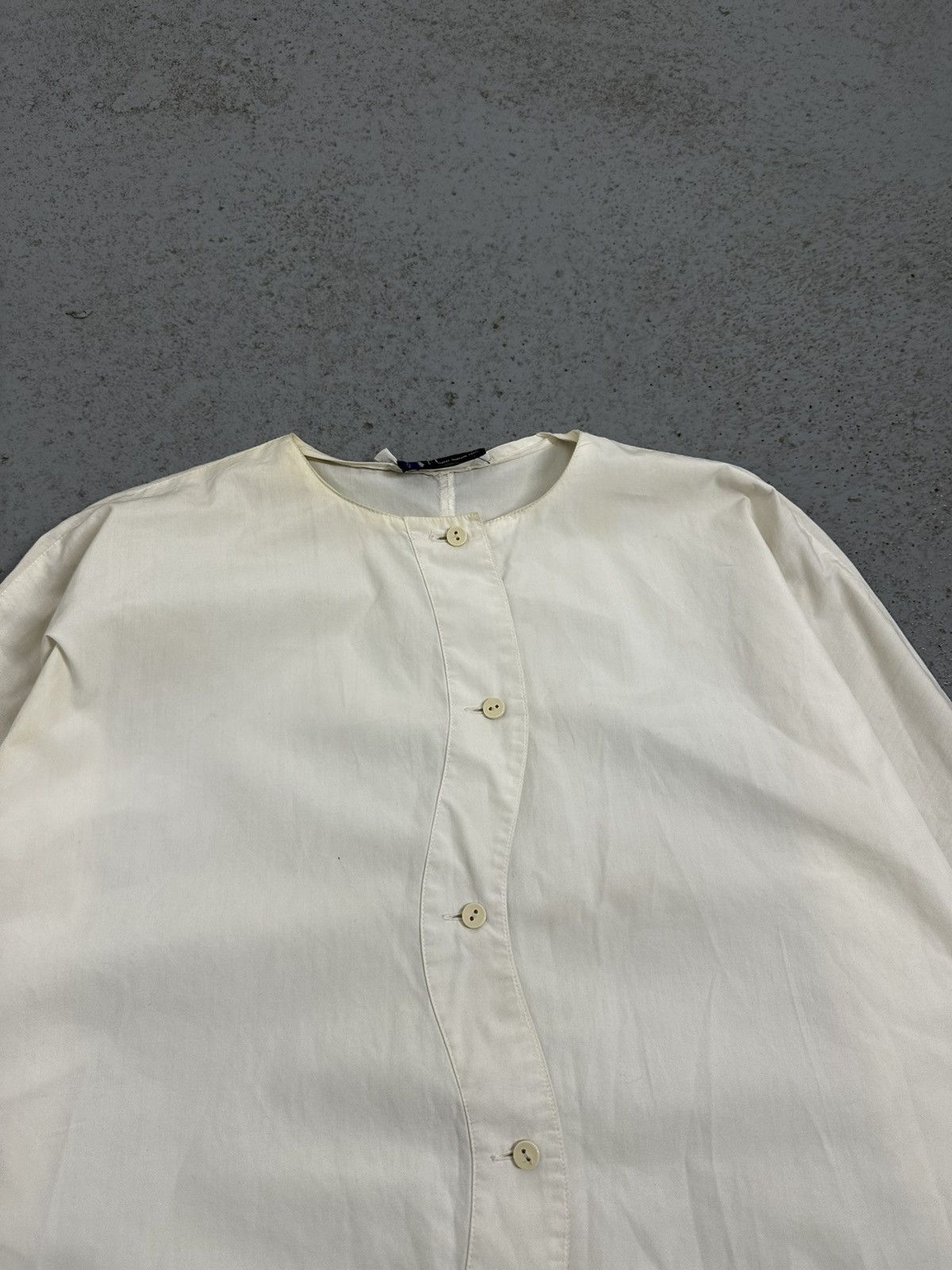 Claude Montana Vintage 80s Claude Montana Waved Button Blouse Size M / US 6-8 / IT 42-44 - 7 Thumbnail