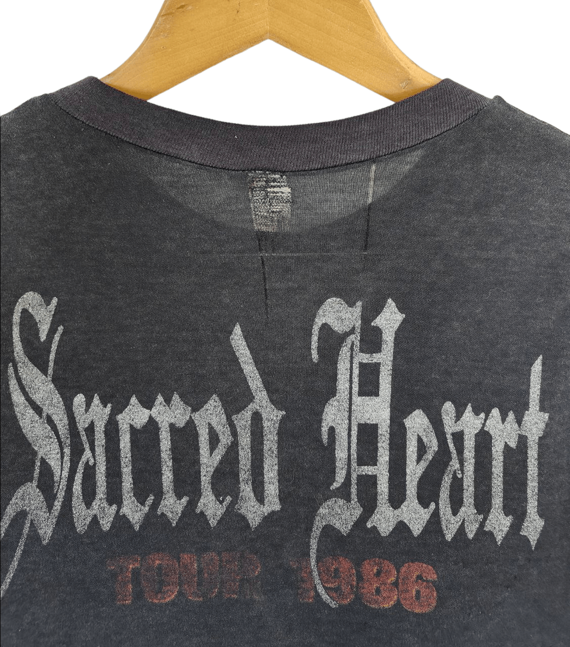 Vintage ©️1985 True Vintage Dio Band Tour distressed T Size US M / EU 48-50 / 2 - 12 Thumbnail