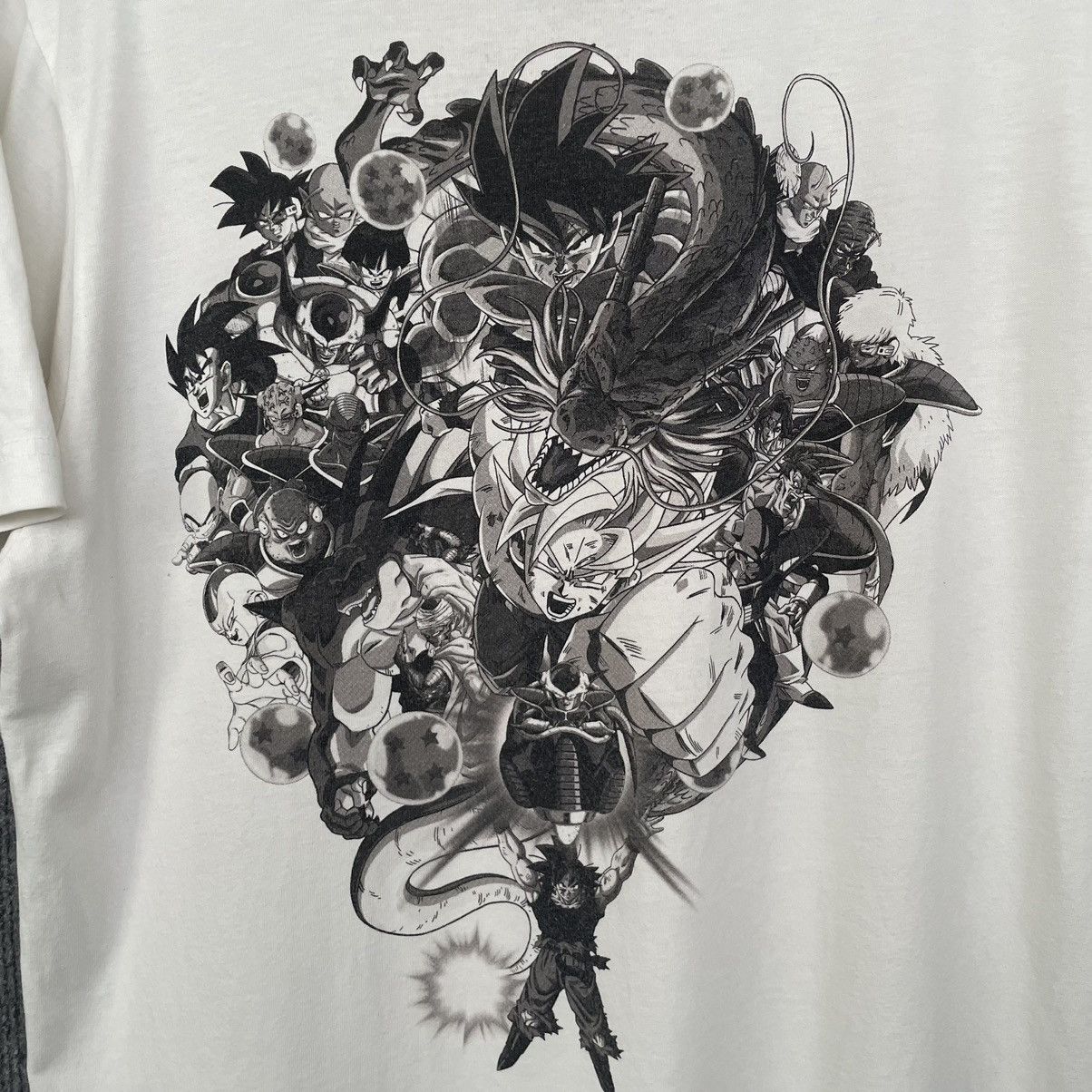 Anime × Japanese Brand × Vintage Vintage Anime Dragonball Z Crazy Backhit x Uniqlo T Shirt Size US M / EU 48-50 / 2 - 2 Thumbnail