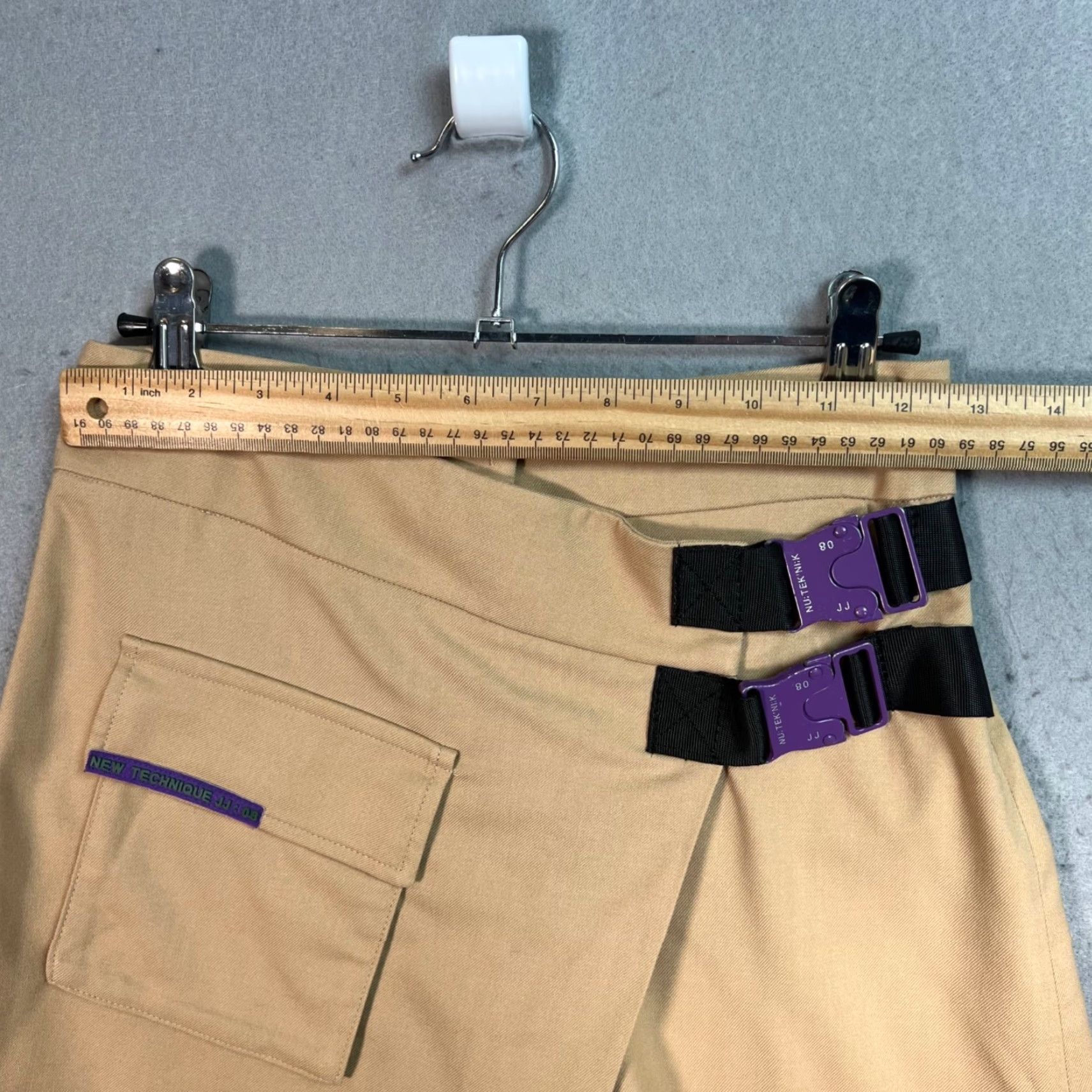 Vintage VINTAGE Jucy Judy Womens Beige Wrap Shorts With Purple Buckles Size 25 BeigeWrap Shorts Womens 25 3in Polyester Front Flat Womens Jucy Judy Size 42" / US 20 - 5 Thumbnail