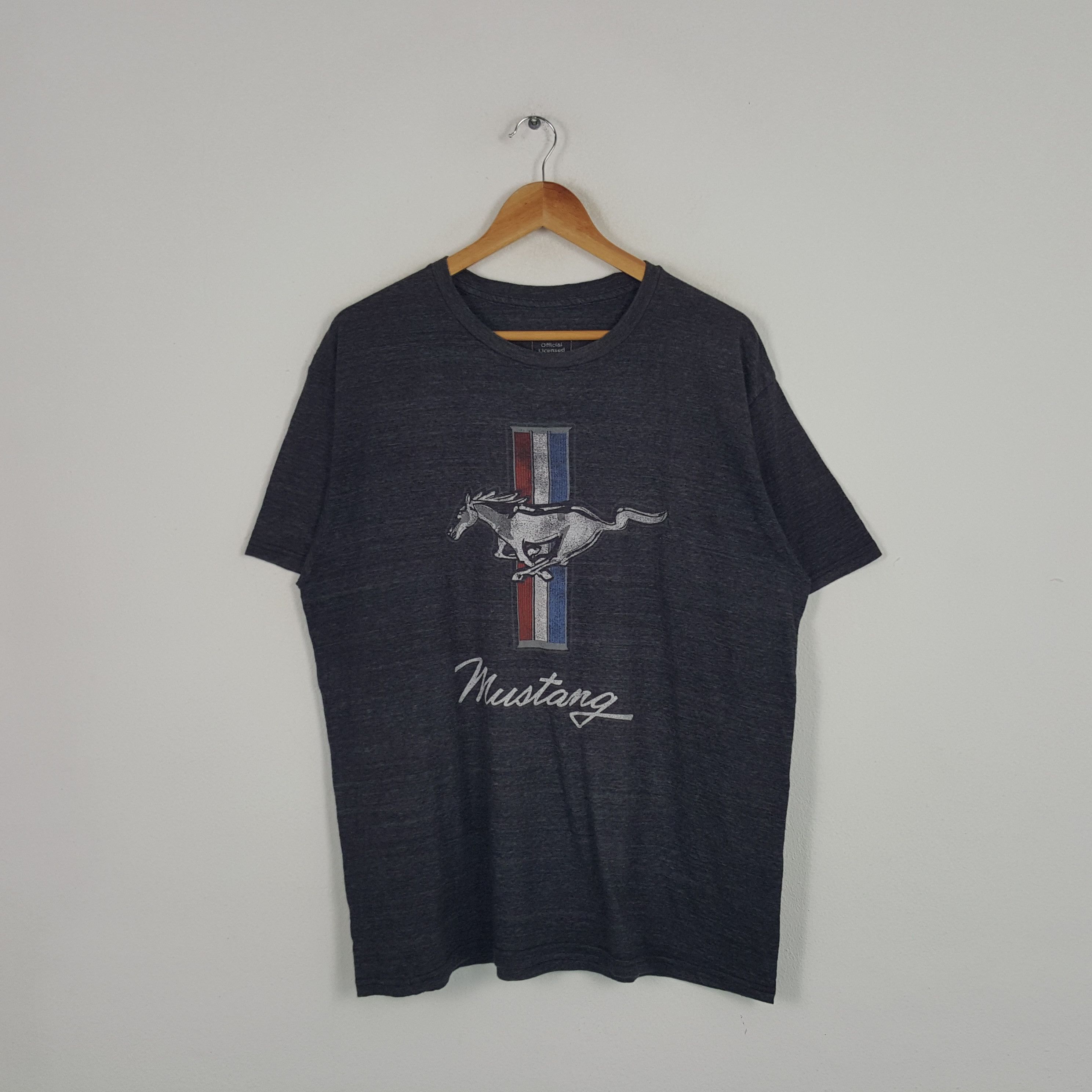 Ford × Mustang × Vintage Vintage Ford Mustang American Supercar Racing Tshirt Size US XL / EU 56 / 4 - 1 Thumbnail