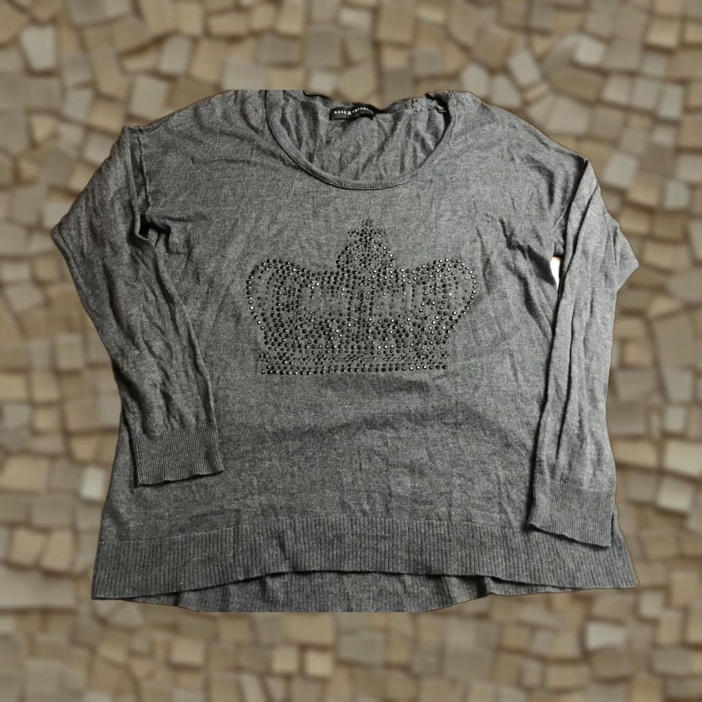 Vintage Rock & Republic Sweater Womens Large Gray Jeweled Pullover Crown Studded Crowned Studded Jeweled Pullover Rock & Republic Womens Large Gray Sweater Size L / US 10 / IT 46 - 1 Thumbnail