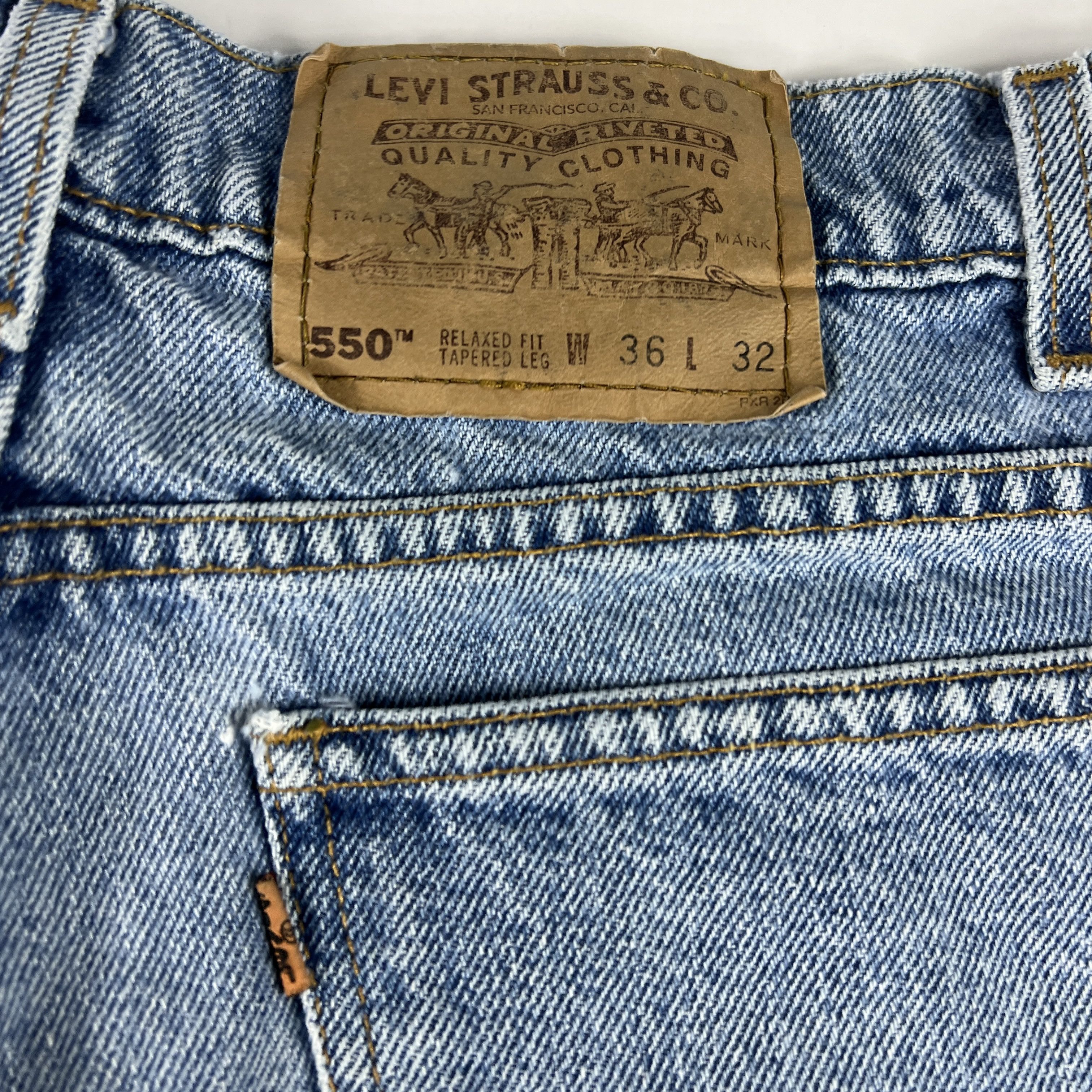 Levi's × Vintage VTG 90s Levi's Jean Short 550 Cut Off Denim Orange Tab Jorts Size US 34 / EU 50 - 10 Thumbnail