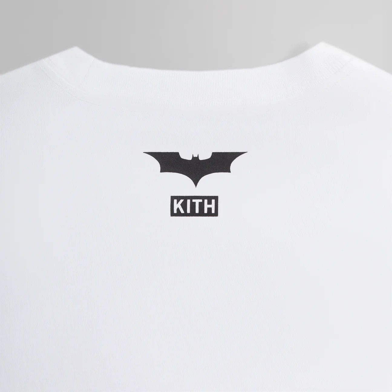 DC Comics × Kith Kith Batman Shattered Box Logo Tee - White Size US L / EU 52-54 / 3 - 5 Thumbnail