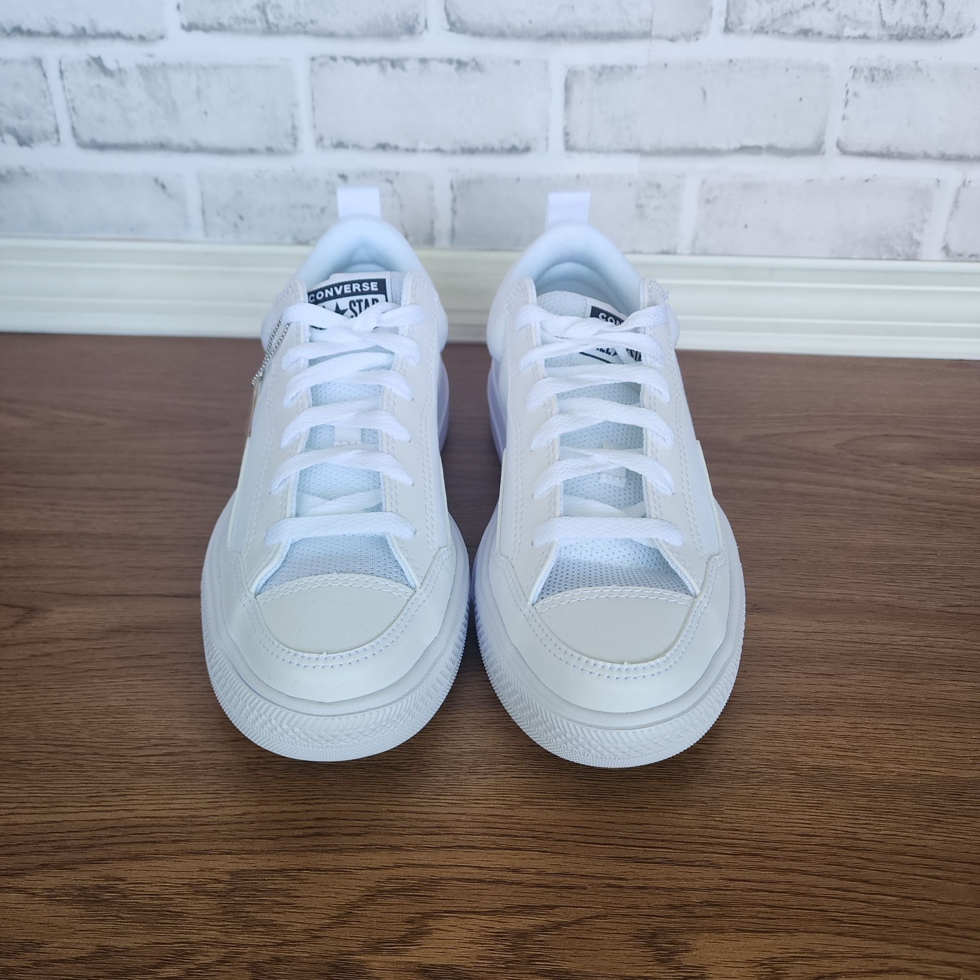 ⭐Converse All Stars Logan Urban Low Sz 6 Mens Shoes Casual S
