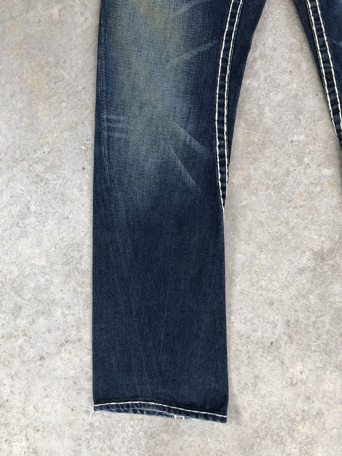 True Religion Vintage True Religion Mini Flared White Stitch Distressed Size US 31 - 7 Thumbnail