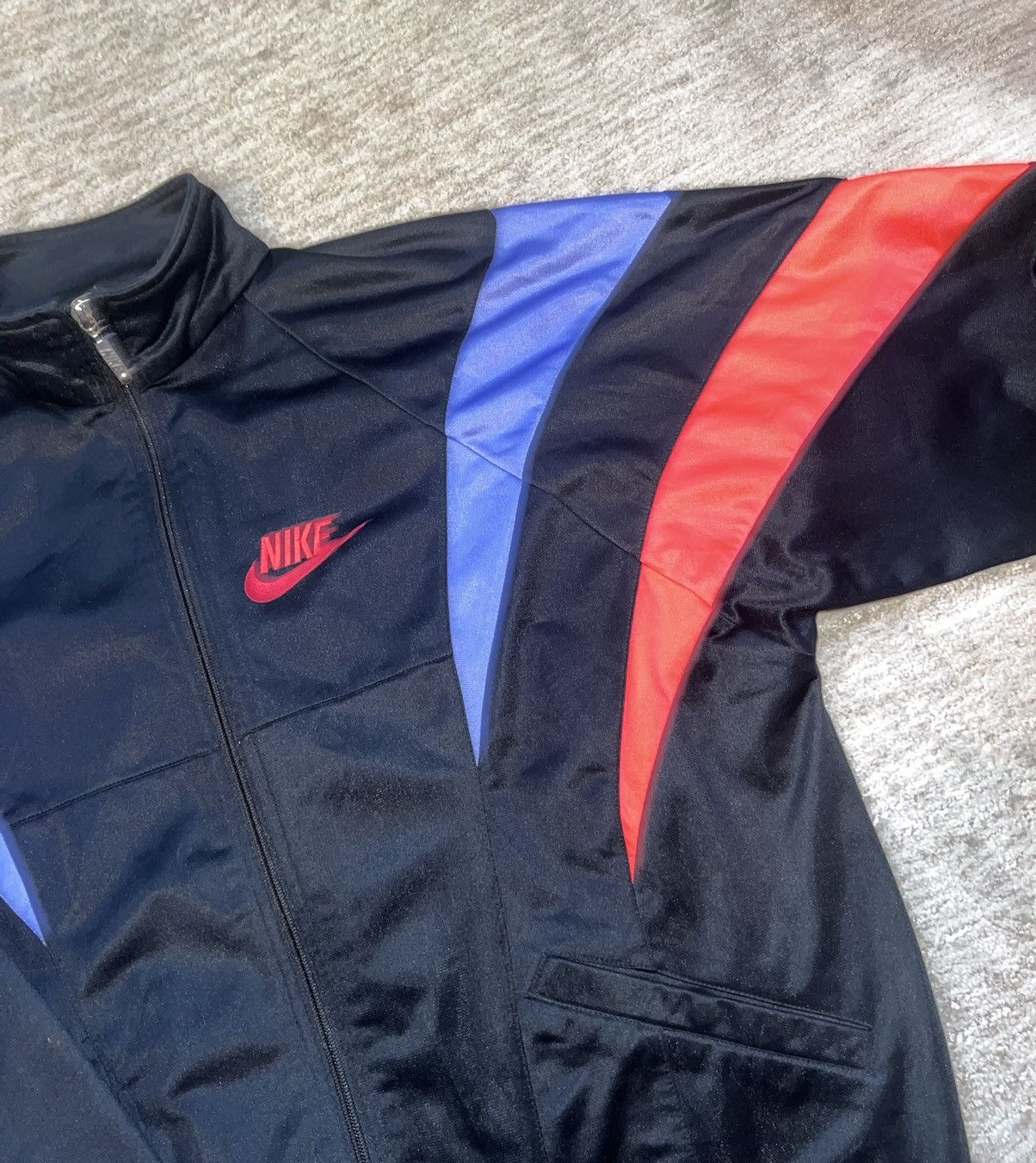 Nike × Vintage Nike vintage light jacket 80s Size US M / EU 48-50 / 2 - 3 Thumbnail