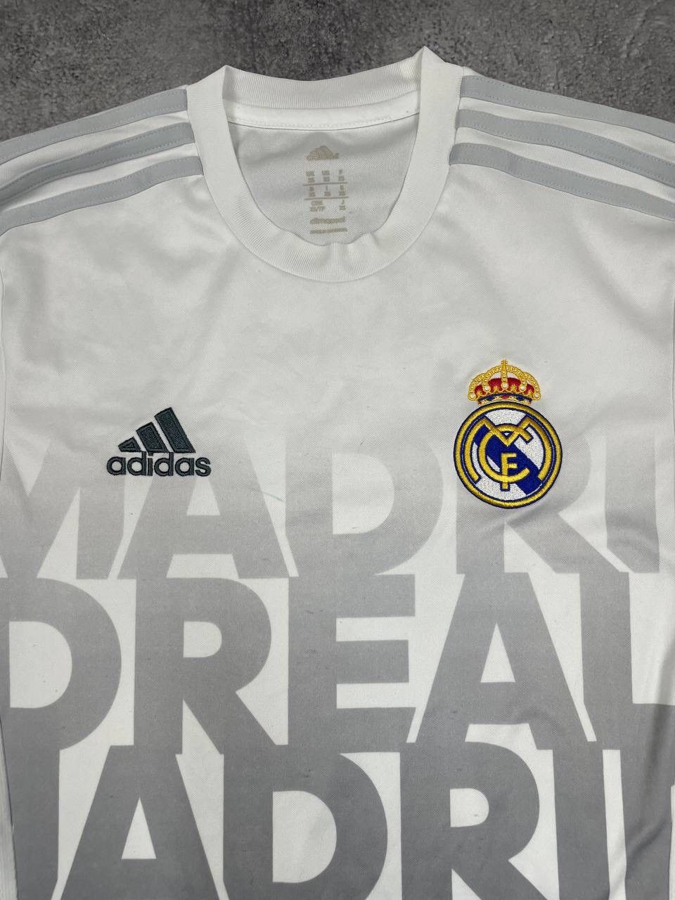 Adidas Adidas Real Madrid Men Football Shirt Jersey 2015/16 Size US XS / EU 42 / 0 - 2 Thumbnail