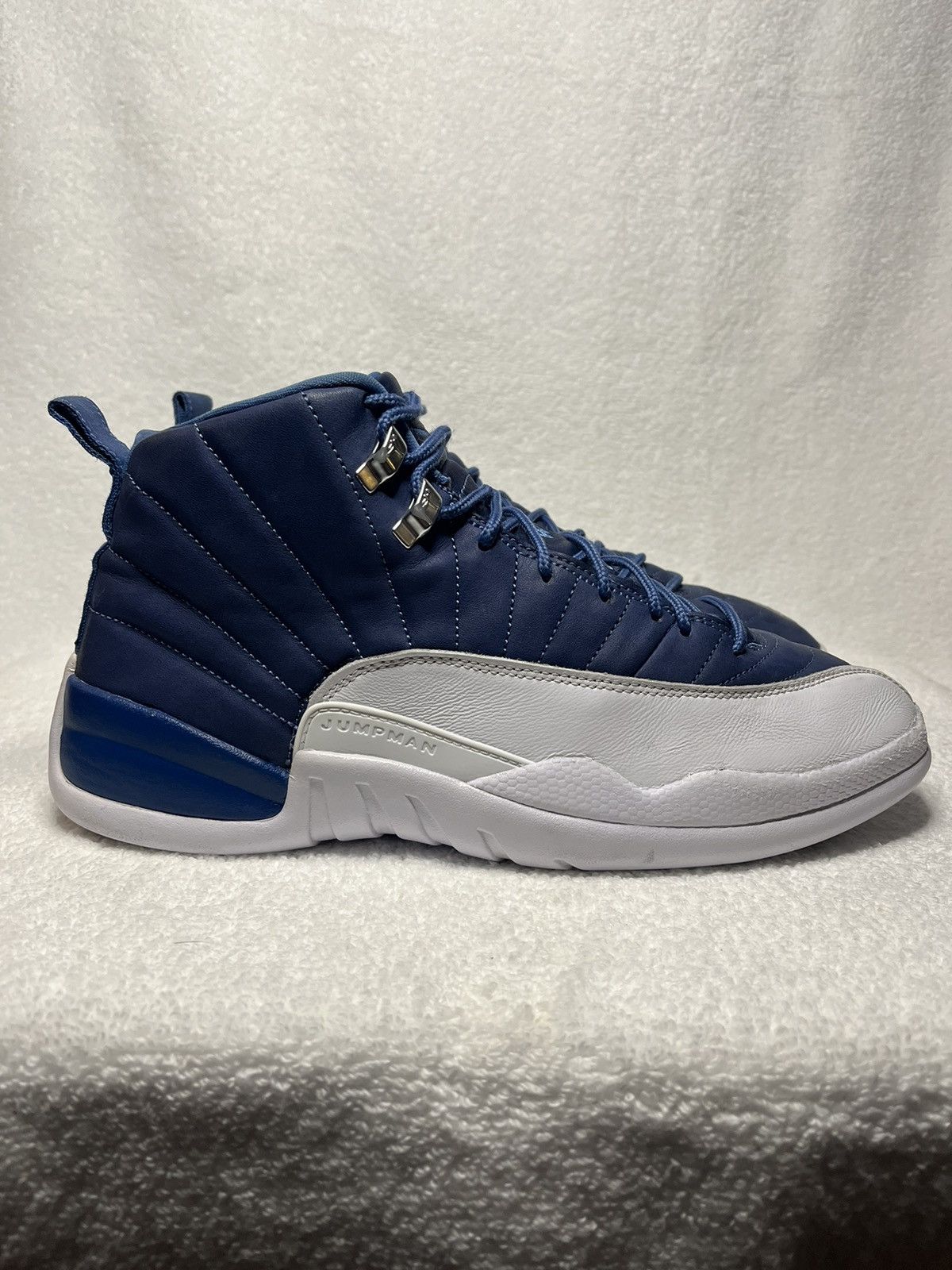 Jordan retro 12 size 11.5 deals