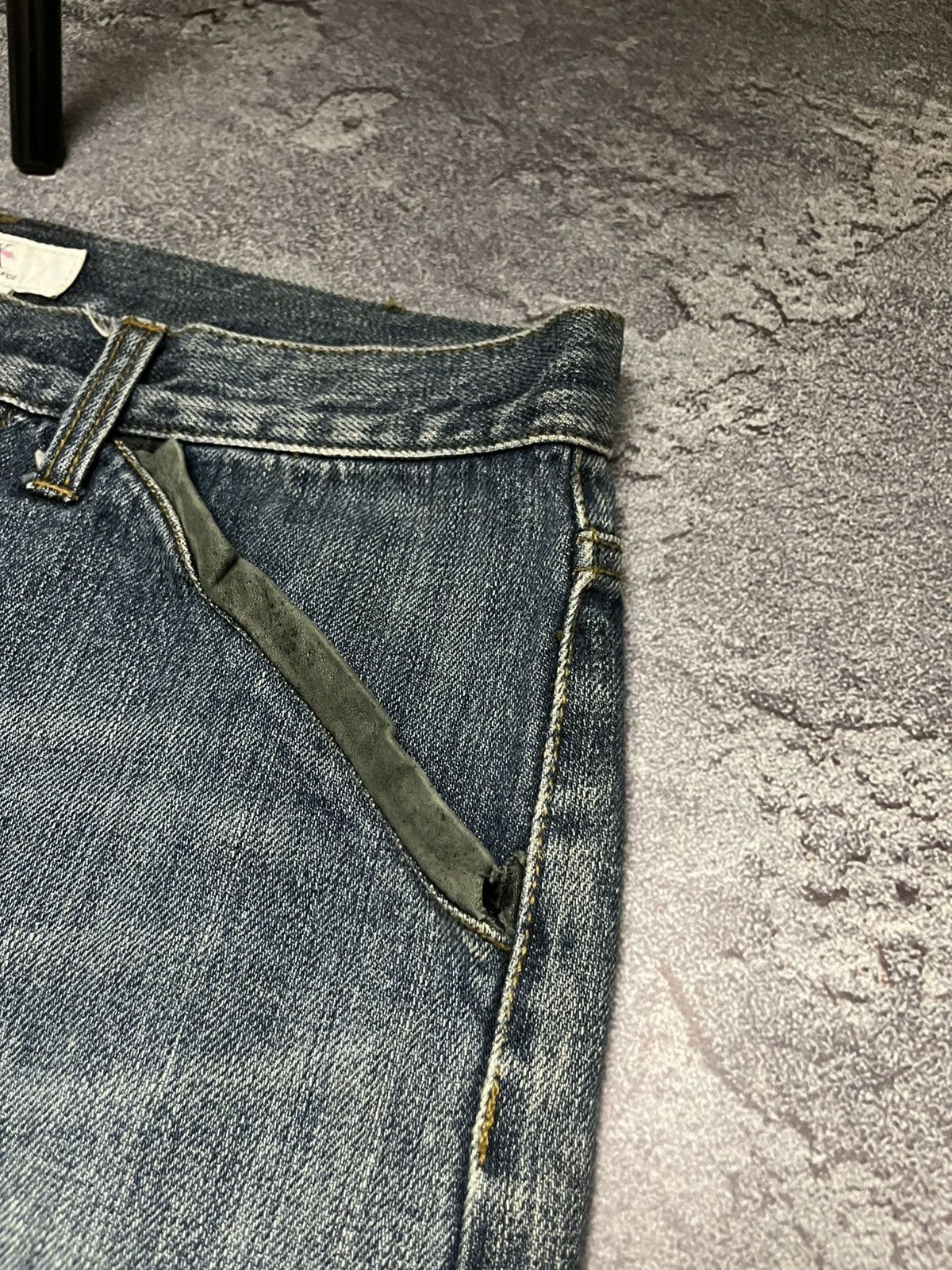 Armani Exchange Armani Exchange Panelled Patch Work Wear Jeans Size US 31 - 5 Thumbnail